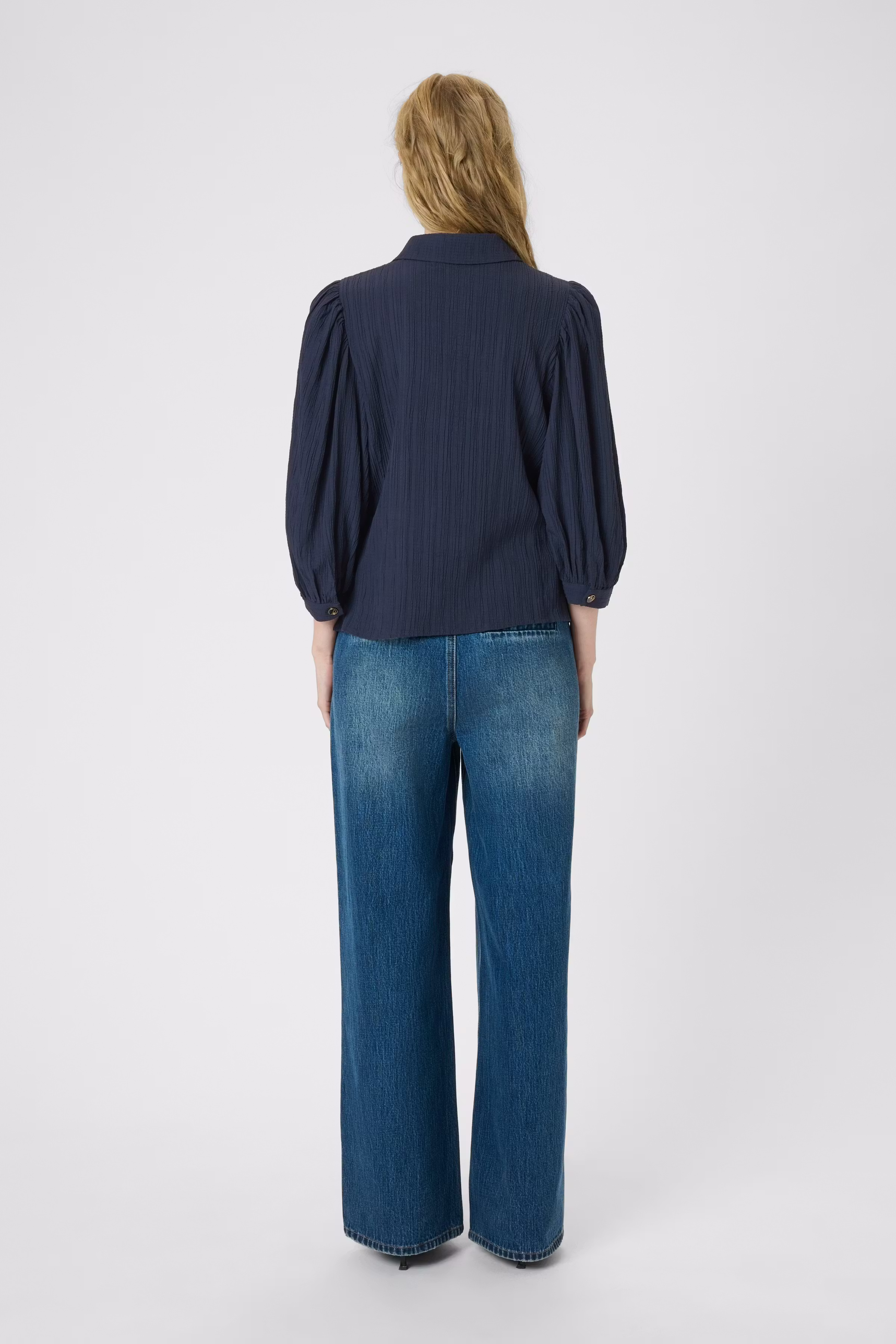 FrostyKB Blouse LOOKBOOK BACK 10103415-193921