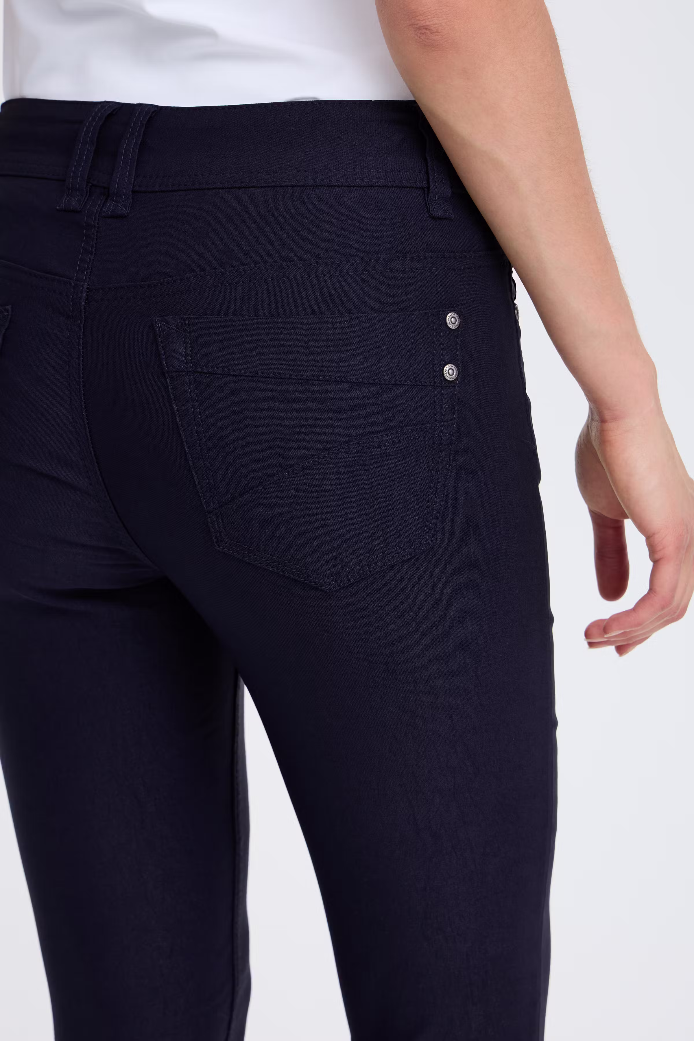 FRZALIN Broek LOOKBOOK DETAIL 601748-60468