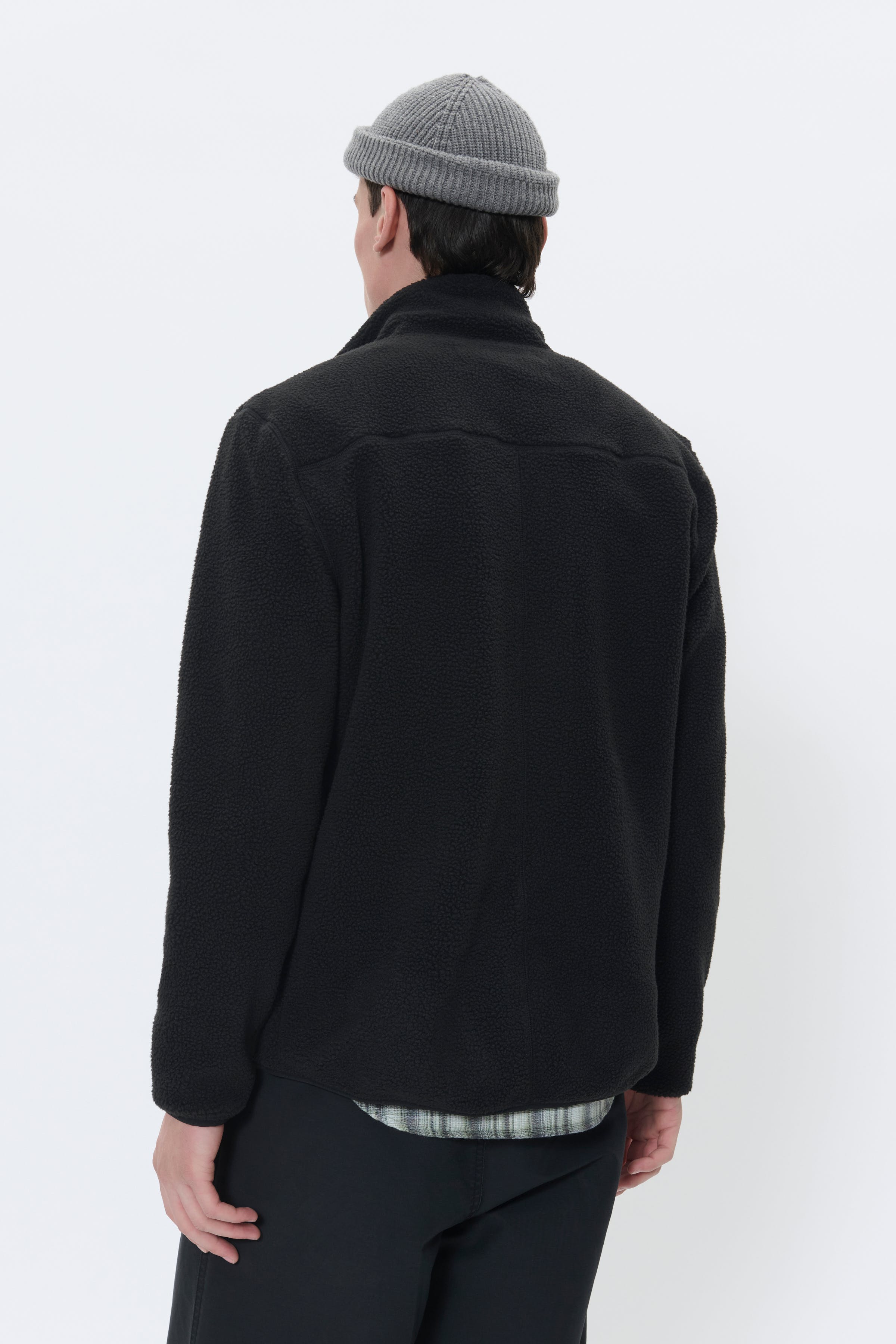 MAisaac Fleece Cardigan LOOKBOOK BACK 30206235-300275