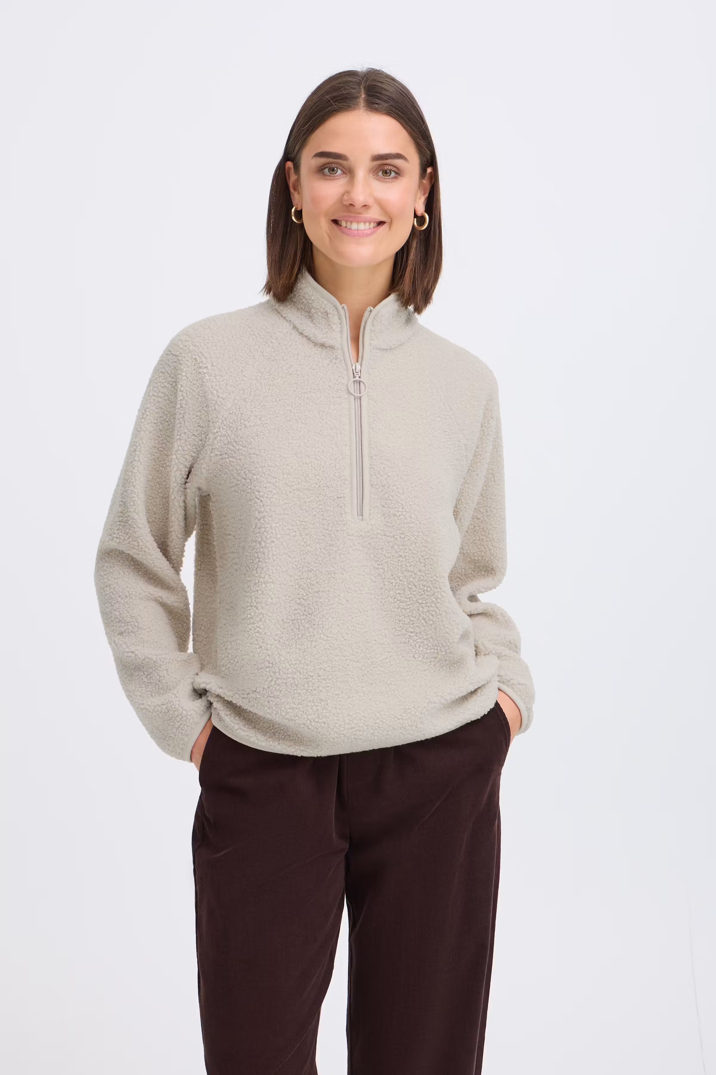 FRTENYA Pullover LOOKBOOK FRONT 20618526-140002