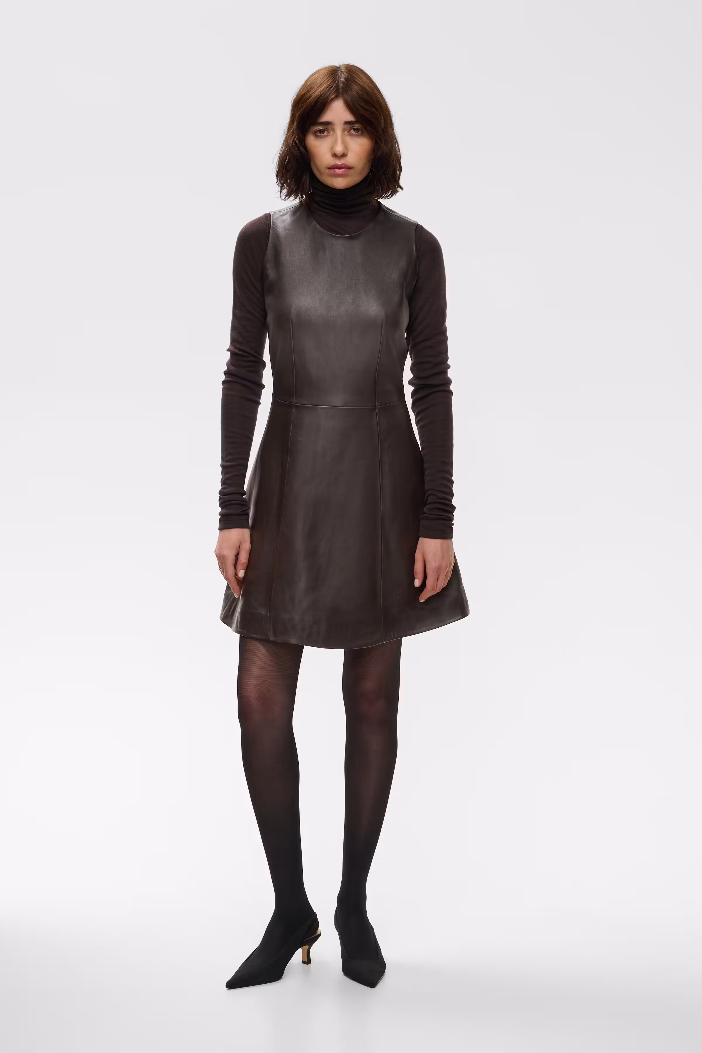 IOLoretta Dress LOOKBOOK FRONT 30600112-BR289
