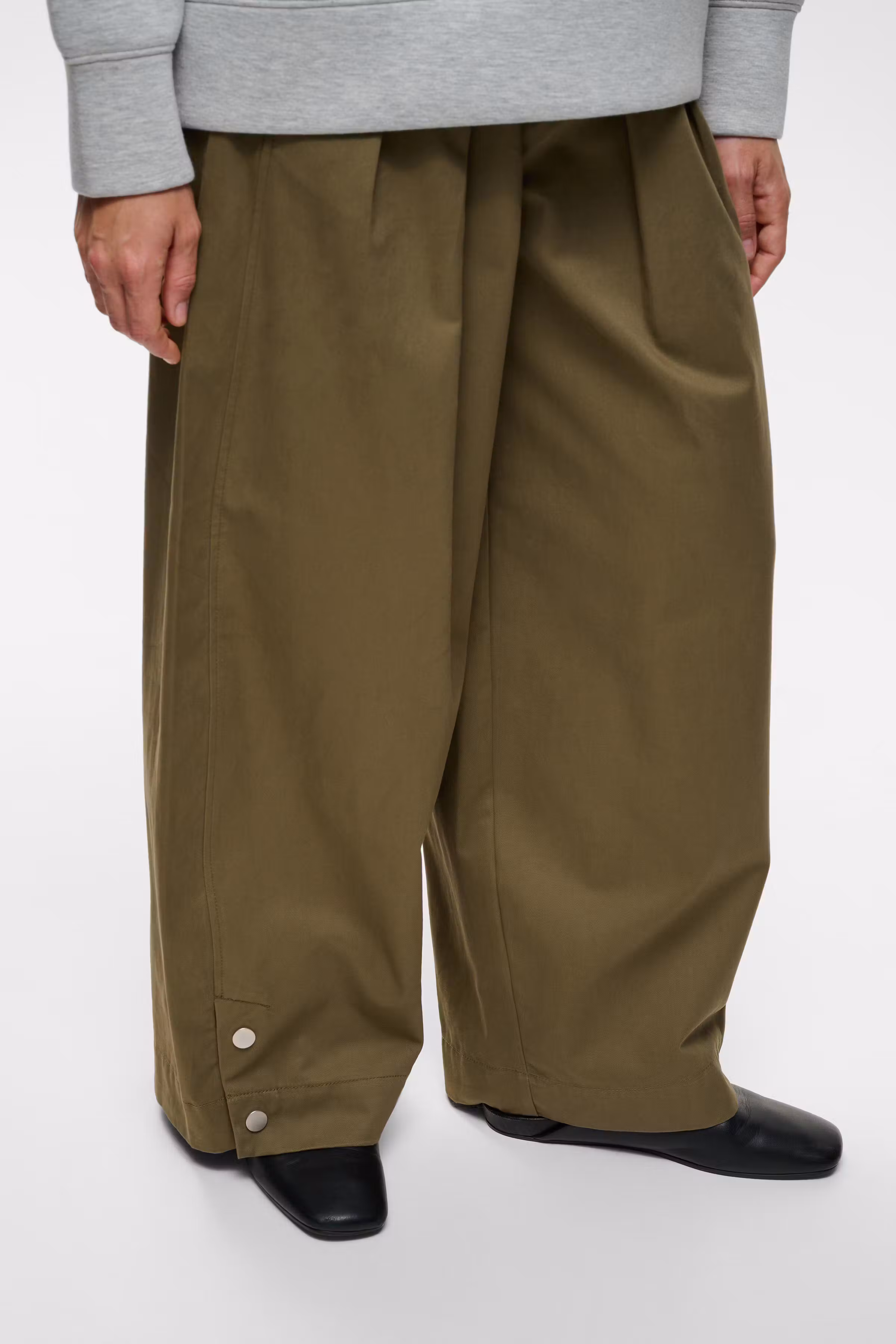 LukkiaIW Barrel pant LOOKBOOK DETAIL 30111445-190312
