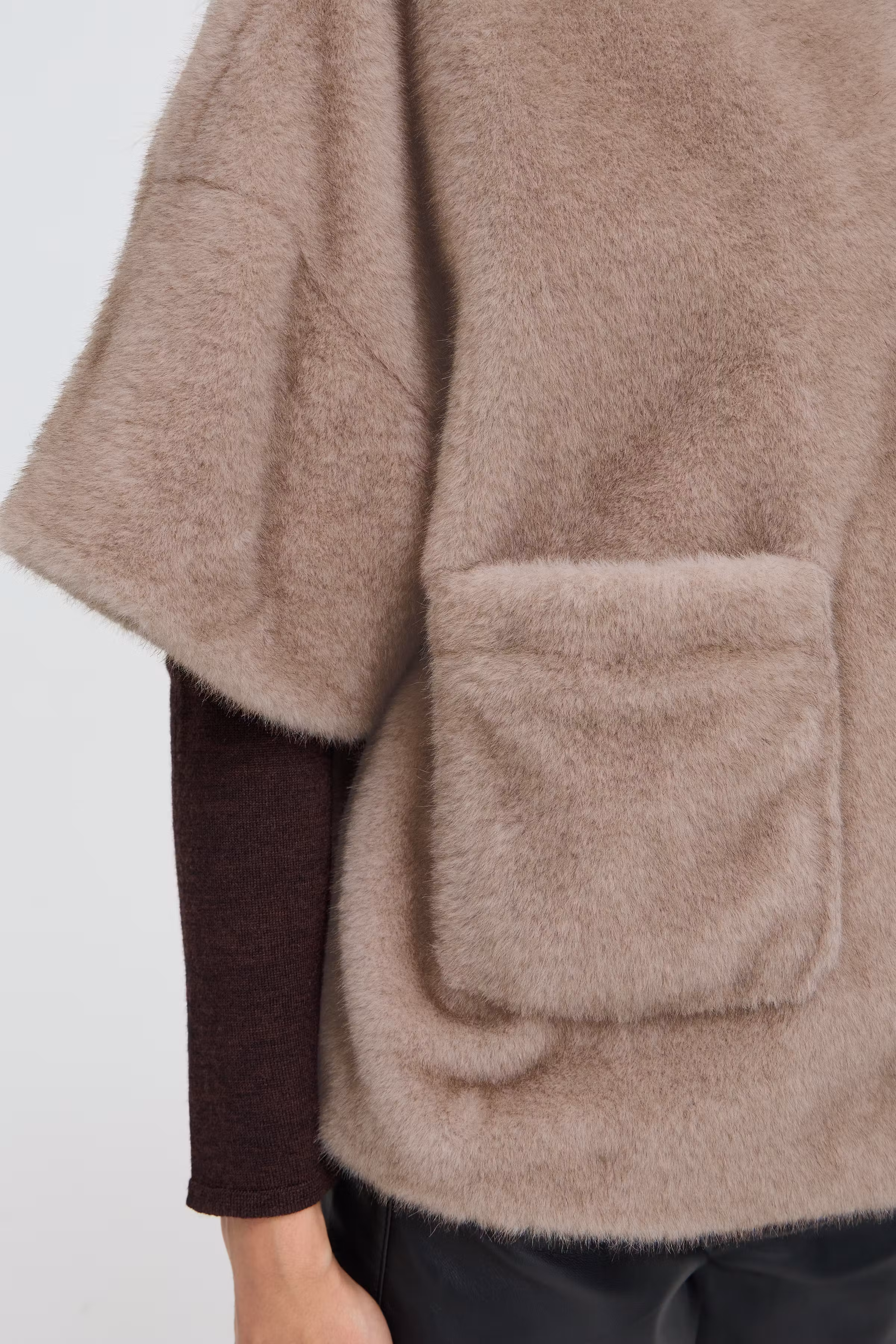FRDORIS Oberbekleidung LOOKBOOK DETAIL 20618550-181210
