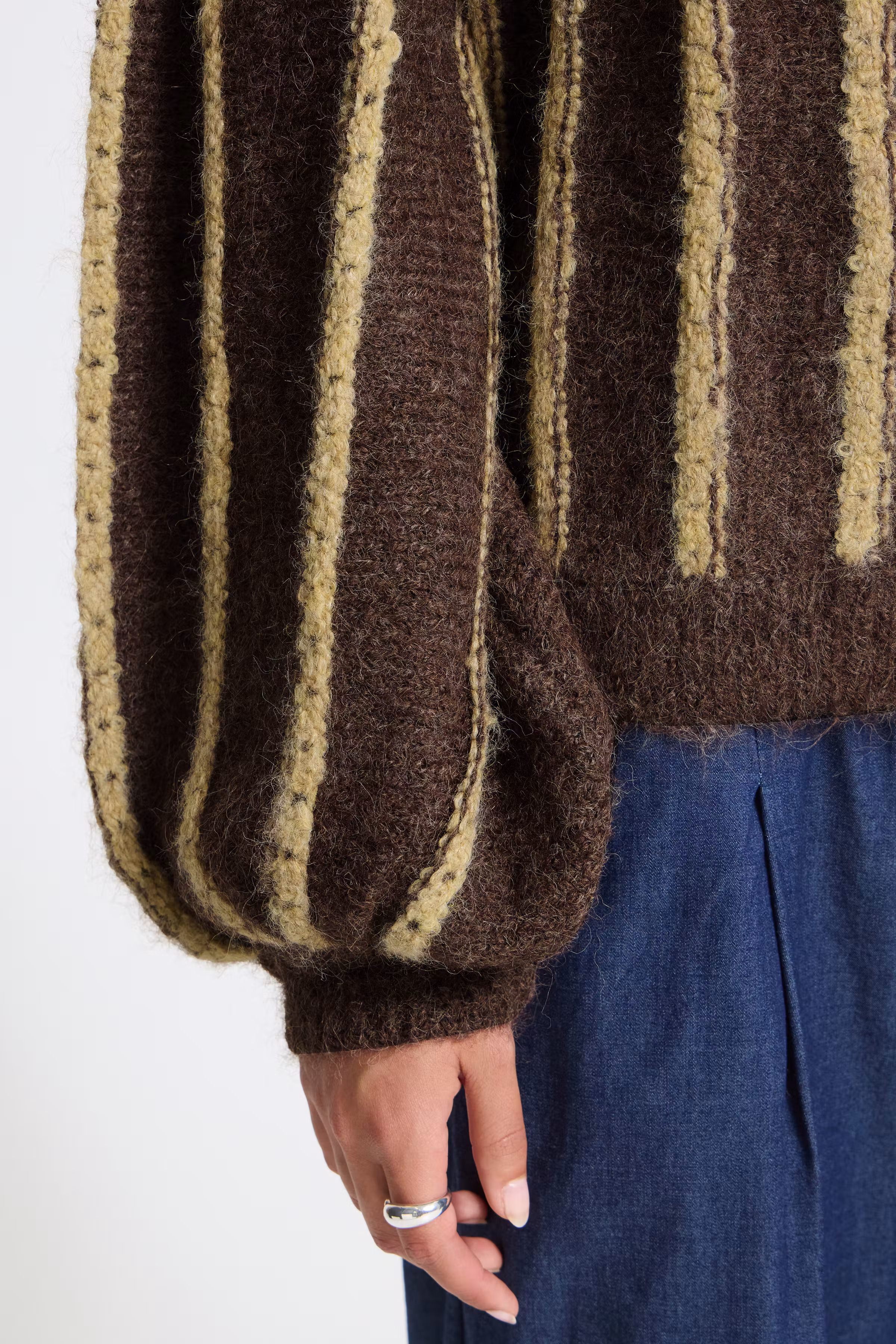 SBXJOLA Pullover LOOKBOOK DETAIL 22101213-191216