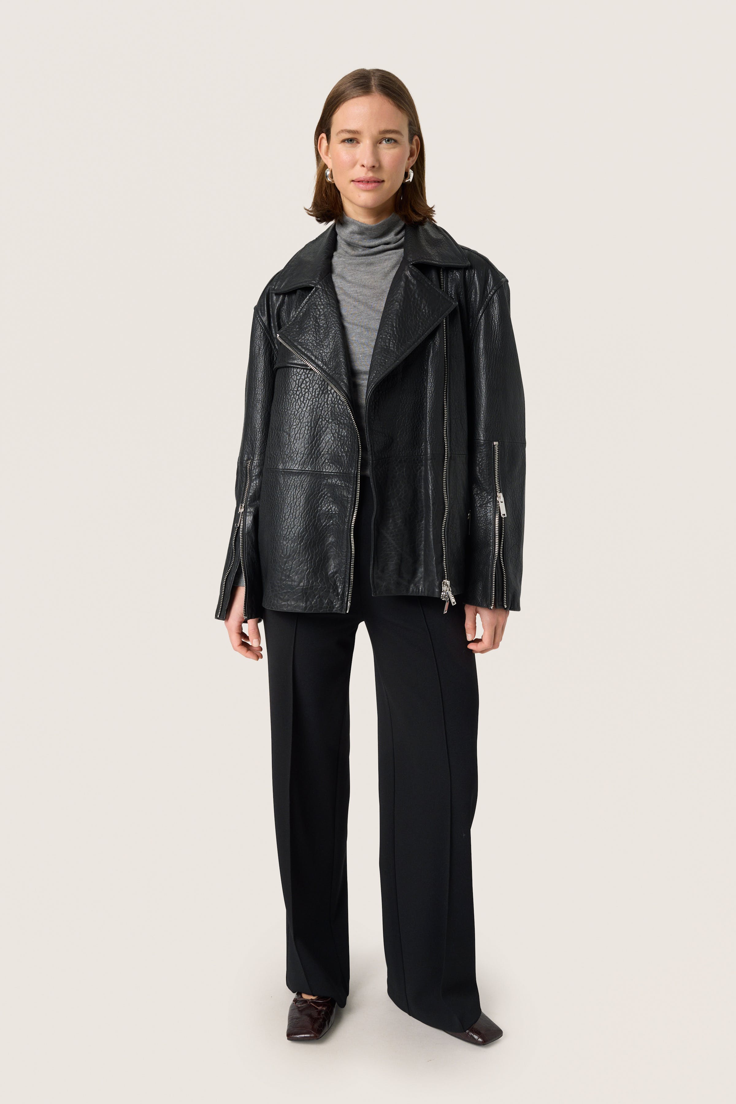 SLGinnie Leather jacket LOOKBOOK FRONT 30408277-194008