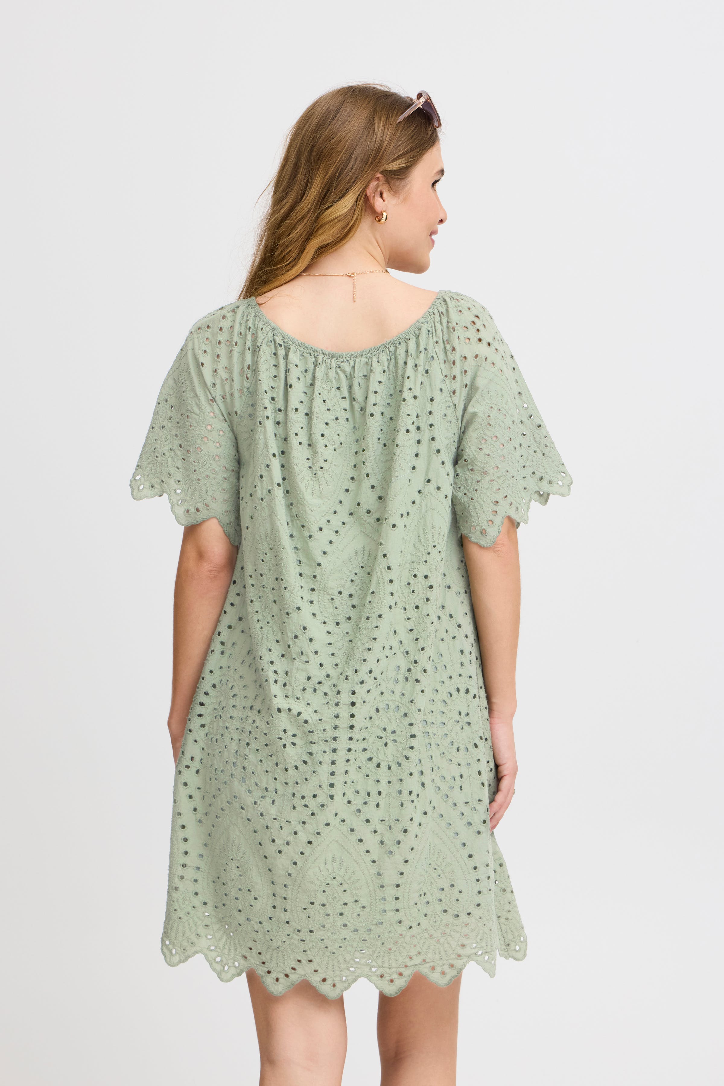 SBMILEA Dress LOOKBOOK BACK 22100562-176212