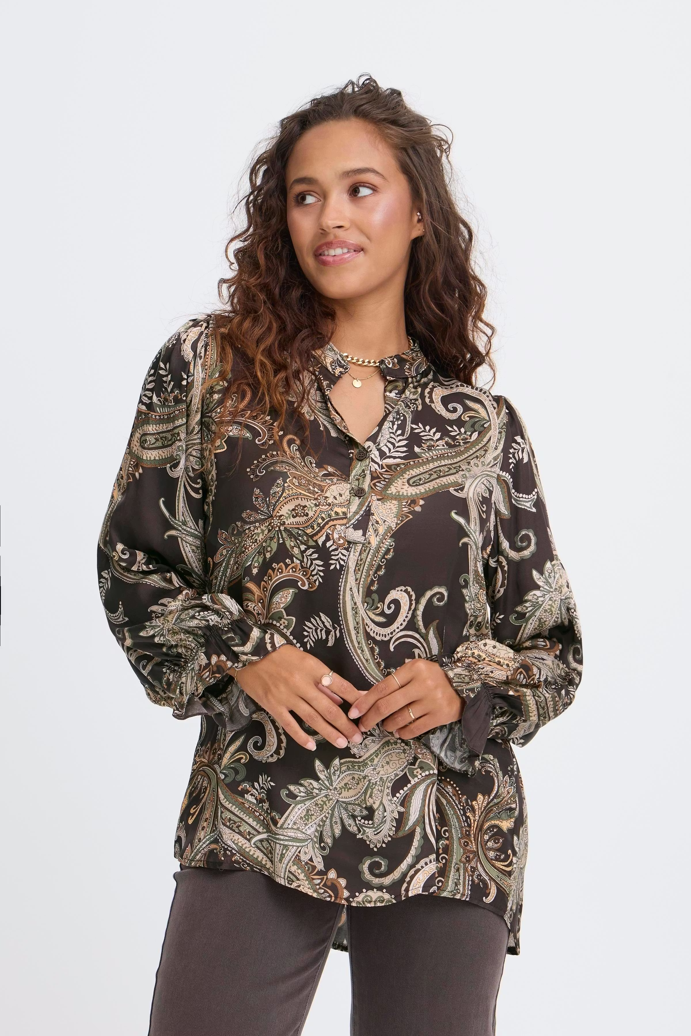 SBOLIVIA Bluse LOOKBOOK FRONT 22101103-191109