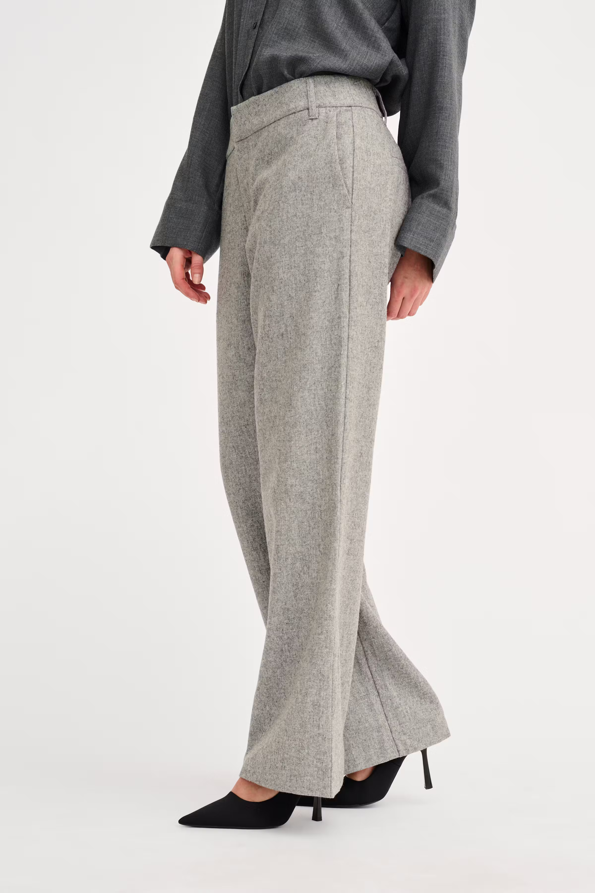 LukasMW Trousers LOOKBOOK FRONT 10704180-104897