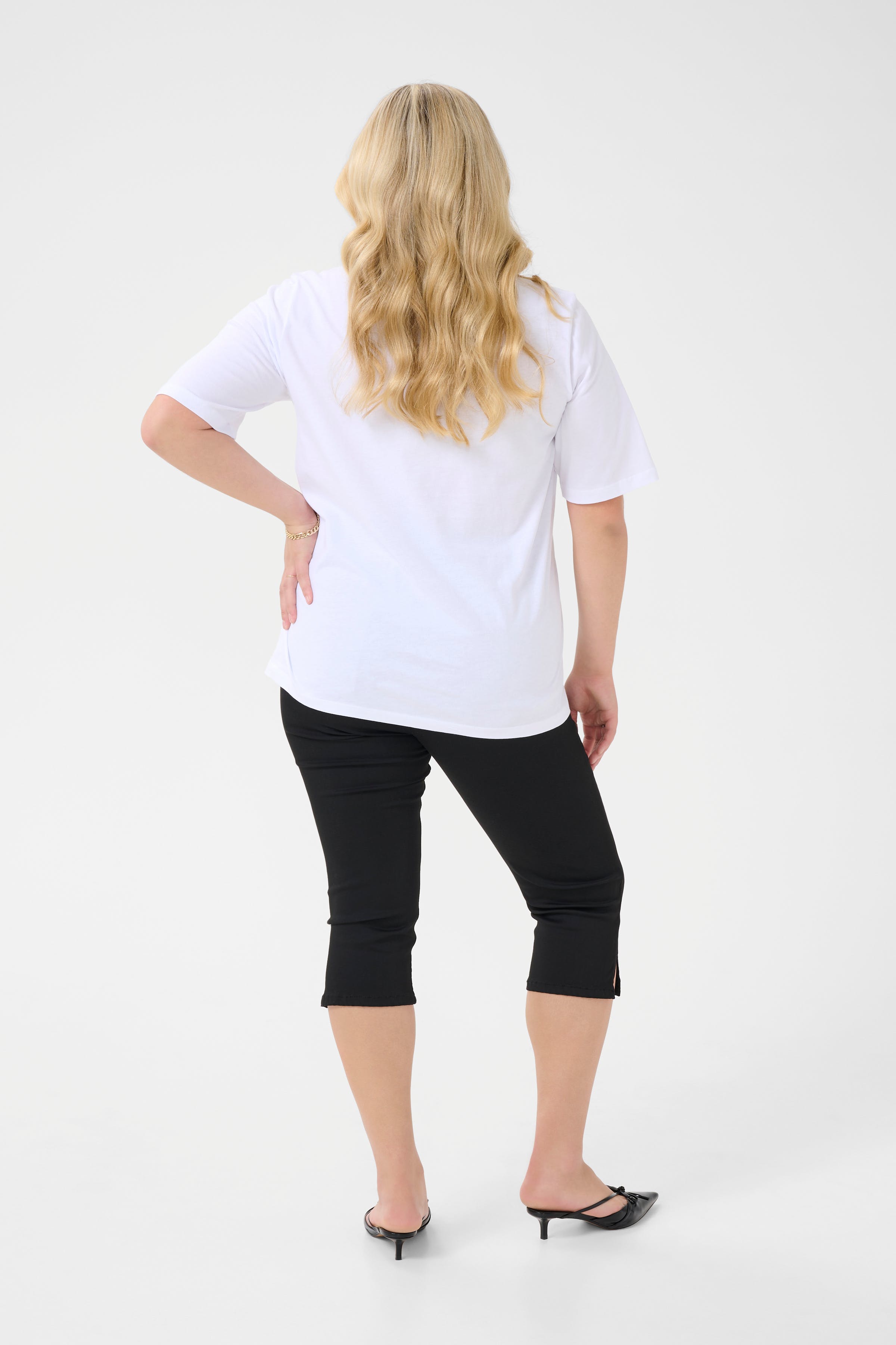 KCviva T-shirt LOOKBOOK BACK 10583499-107791