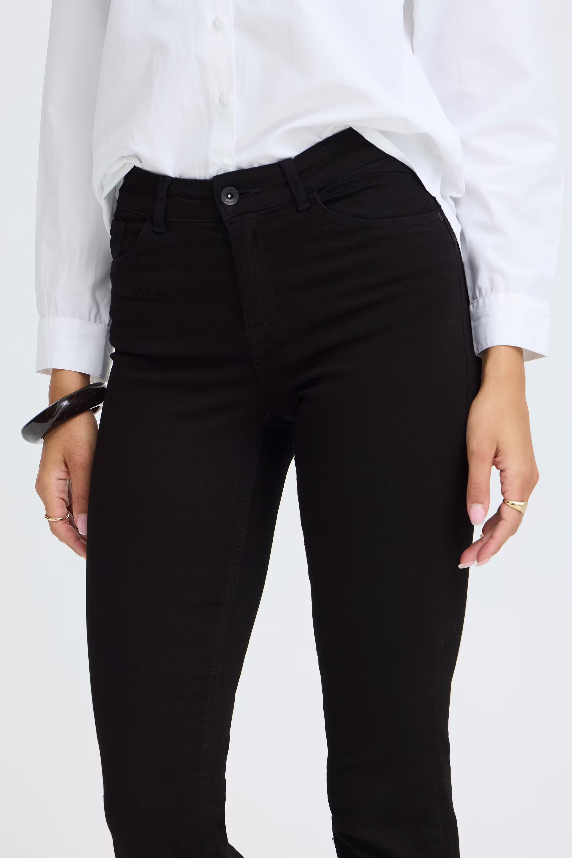 BYLOLA Jeans LOOKBOOK DETAIL 20806353-80001