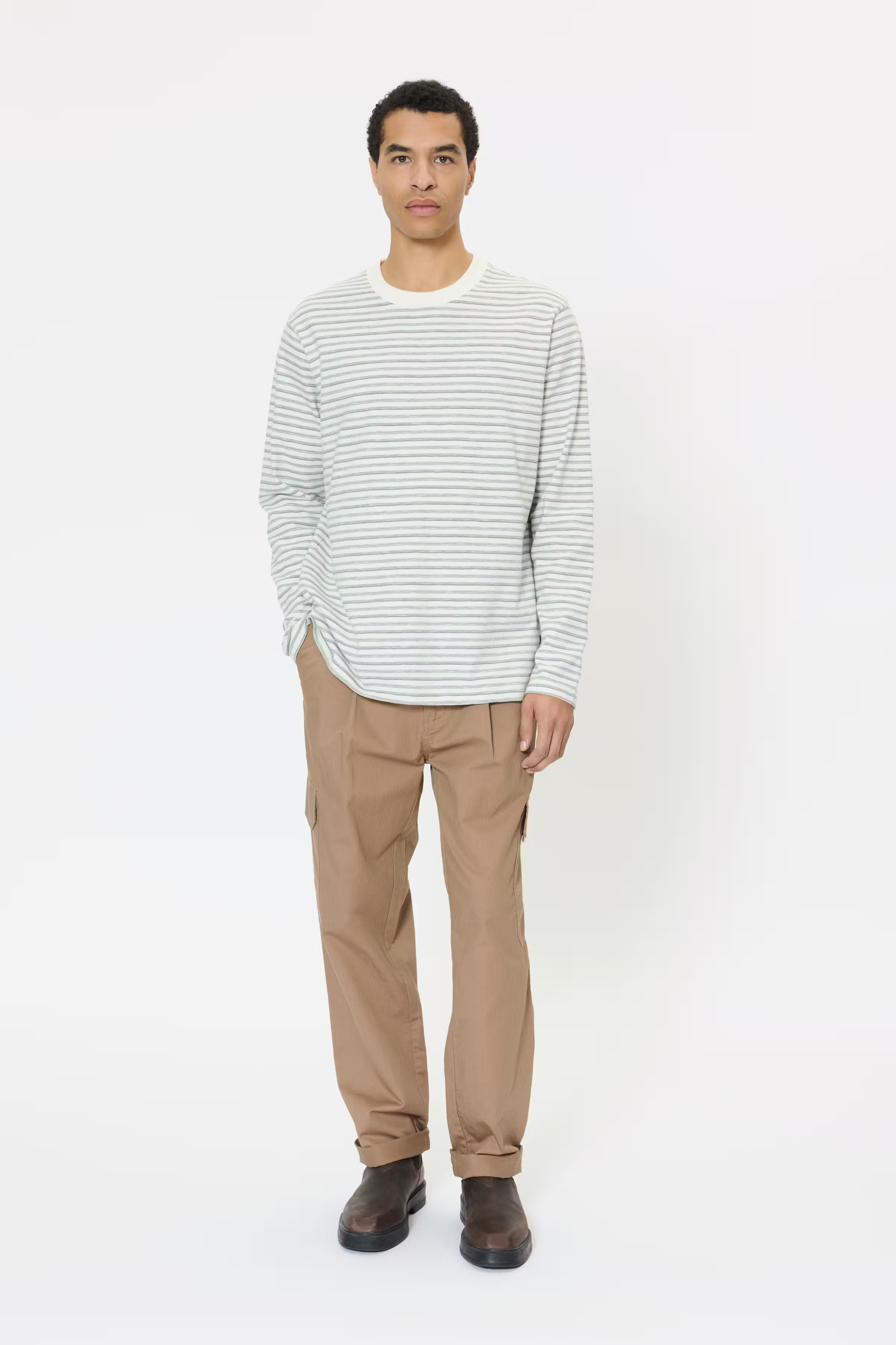 MAhart Bukser LOOKBOOK FRONT 30208994-181017