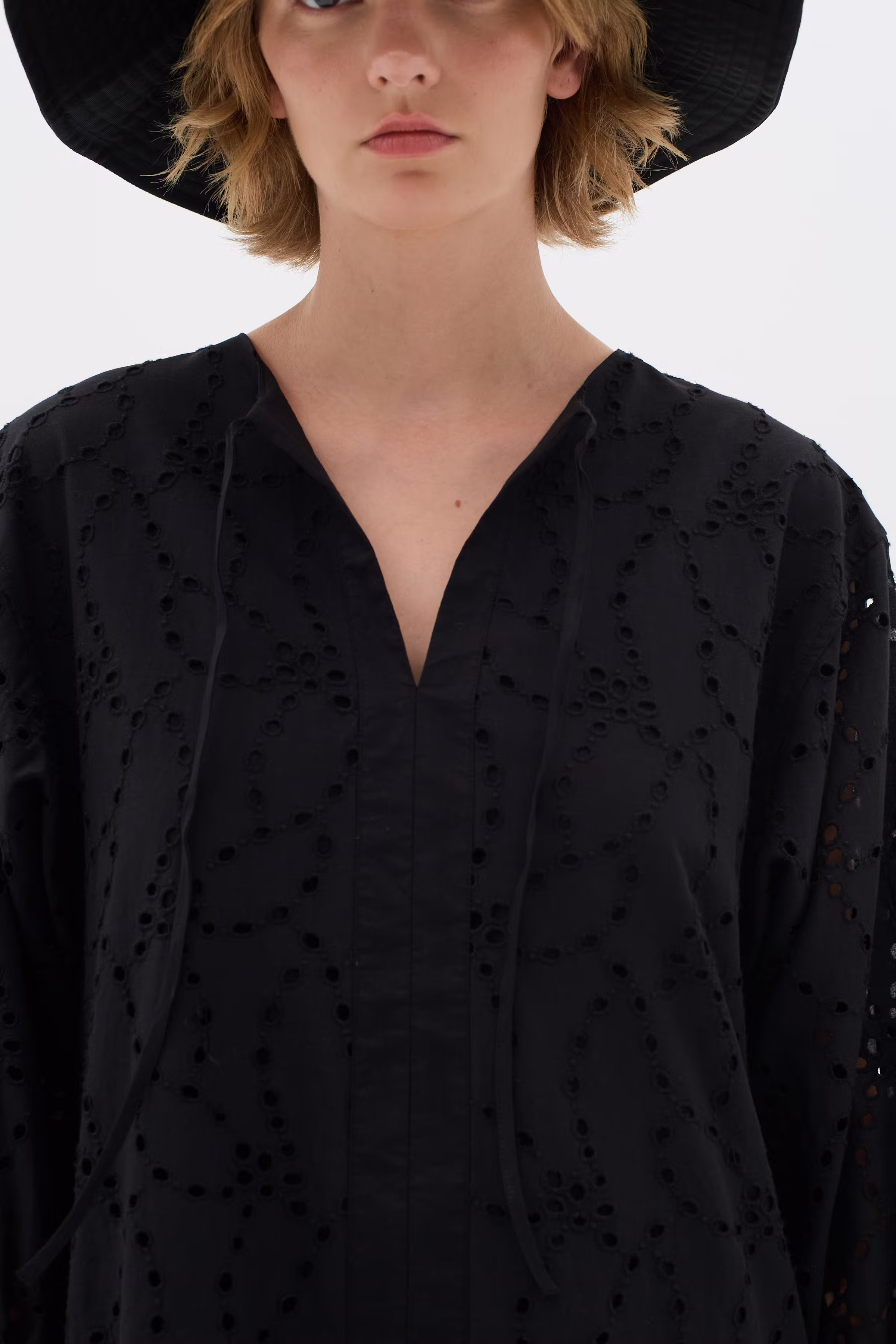 FaithIW Kleid LOOKBOOK DETAIL 30110430-194008