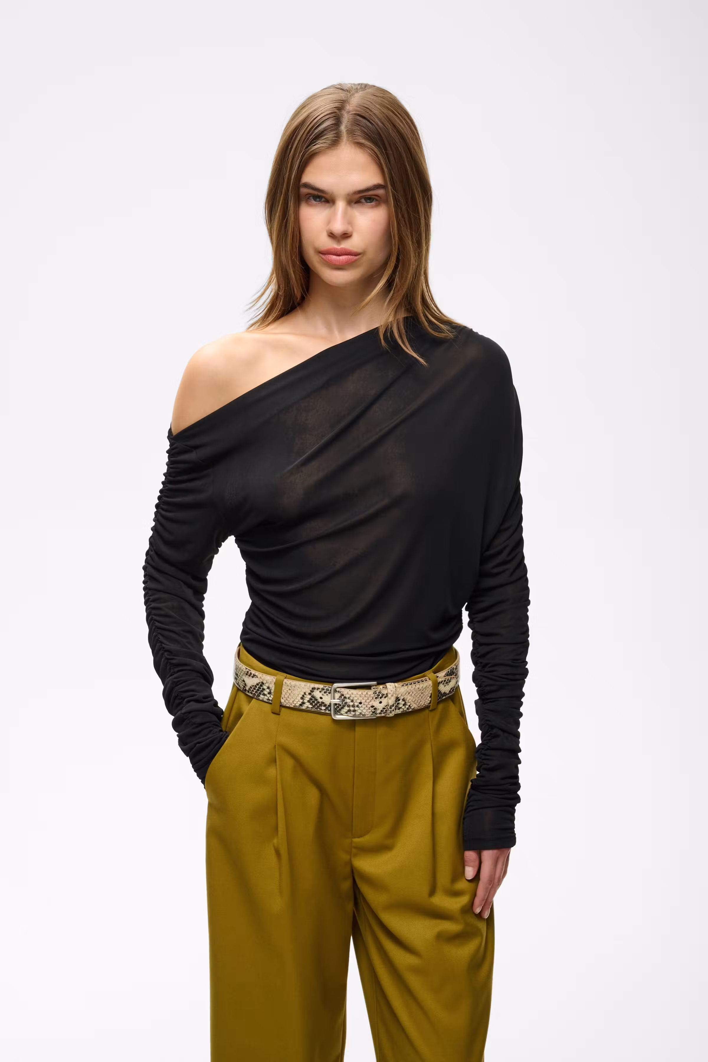 GZsvedae Bluse LOOKBOOK FRONT 10911495-100017