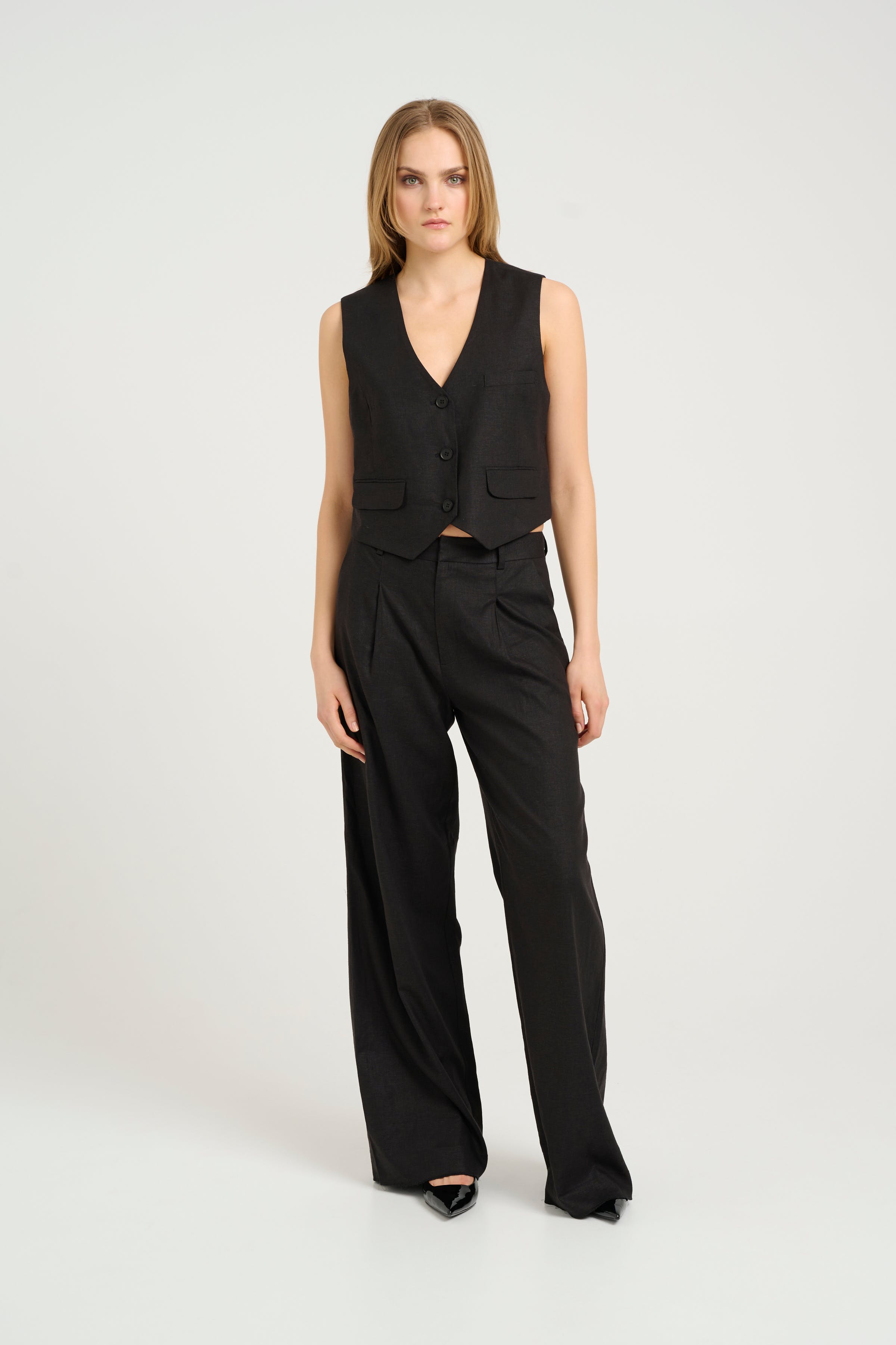 ElarahGZ Trousers LOOKBOOK FRONT 10909834-100017