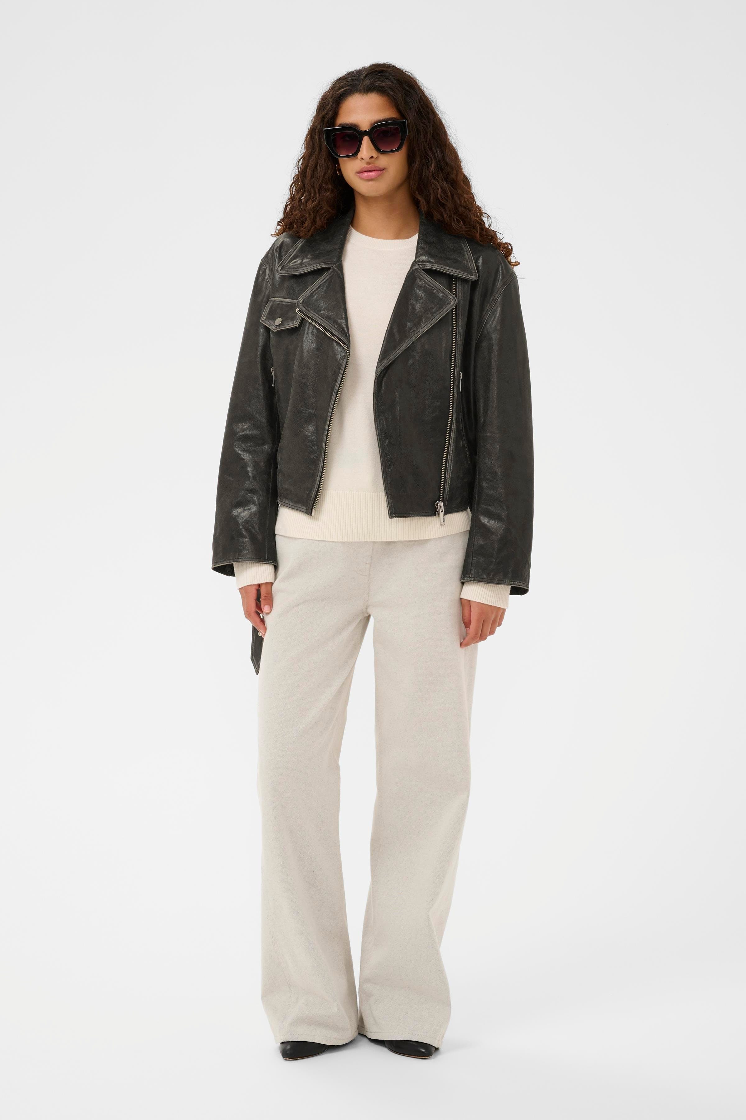 SLMaeve Leather jacket in black colour
