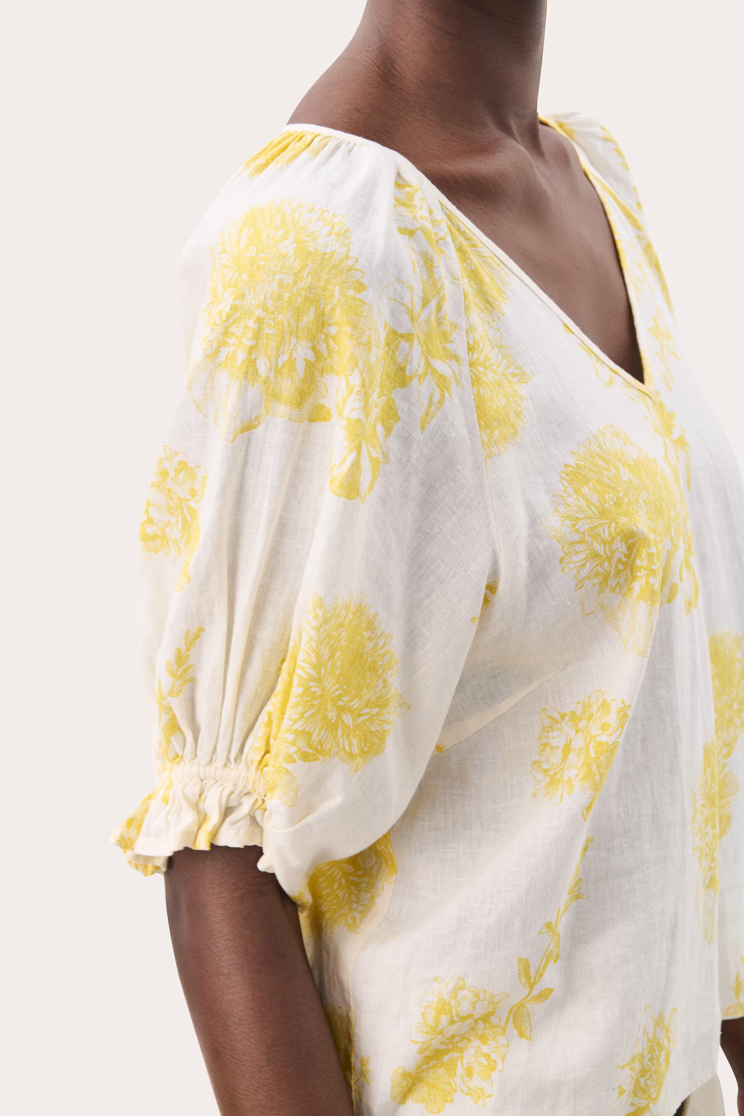 RosalynPW Leinen Bluse LOOKBOOK DETAIL 30309625-303793