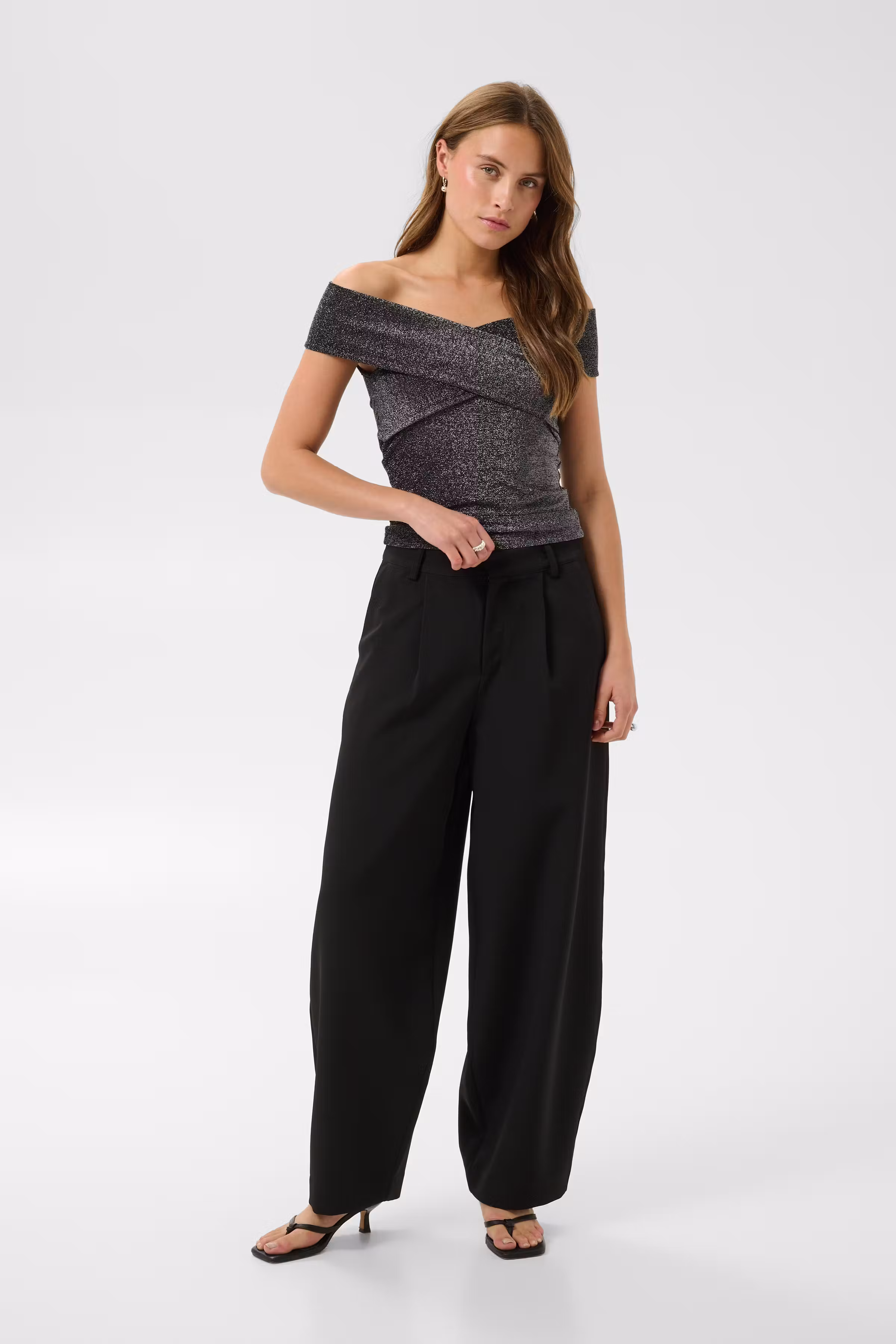 KArebecca Bluse LOOKBOOK FRONT 10512335-110076