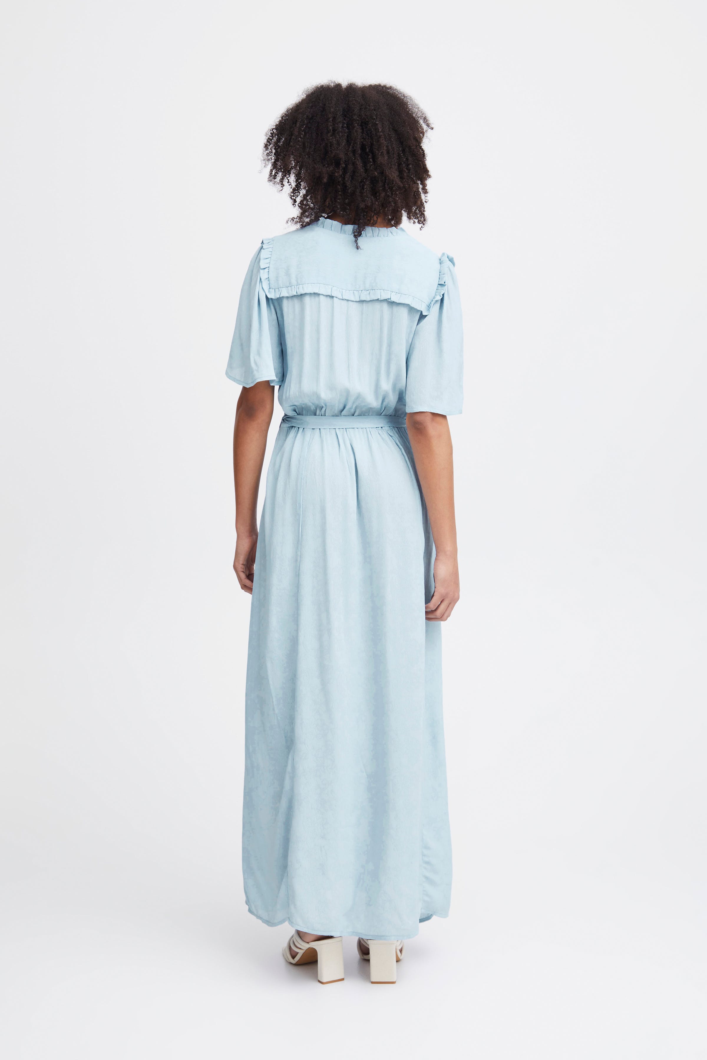 IRSANDA Robe LOOKBOOK BACK 20120636-144115