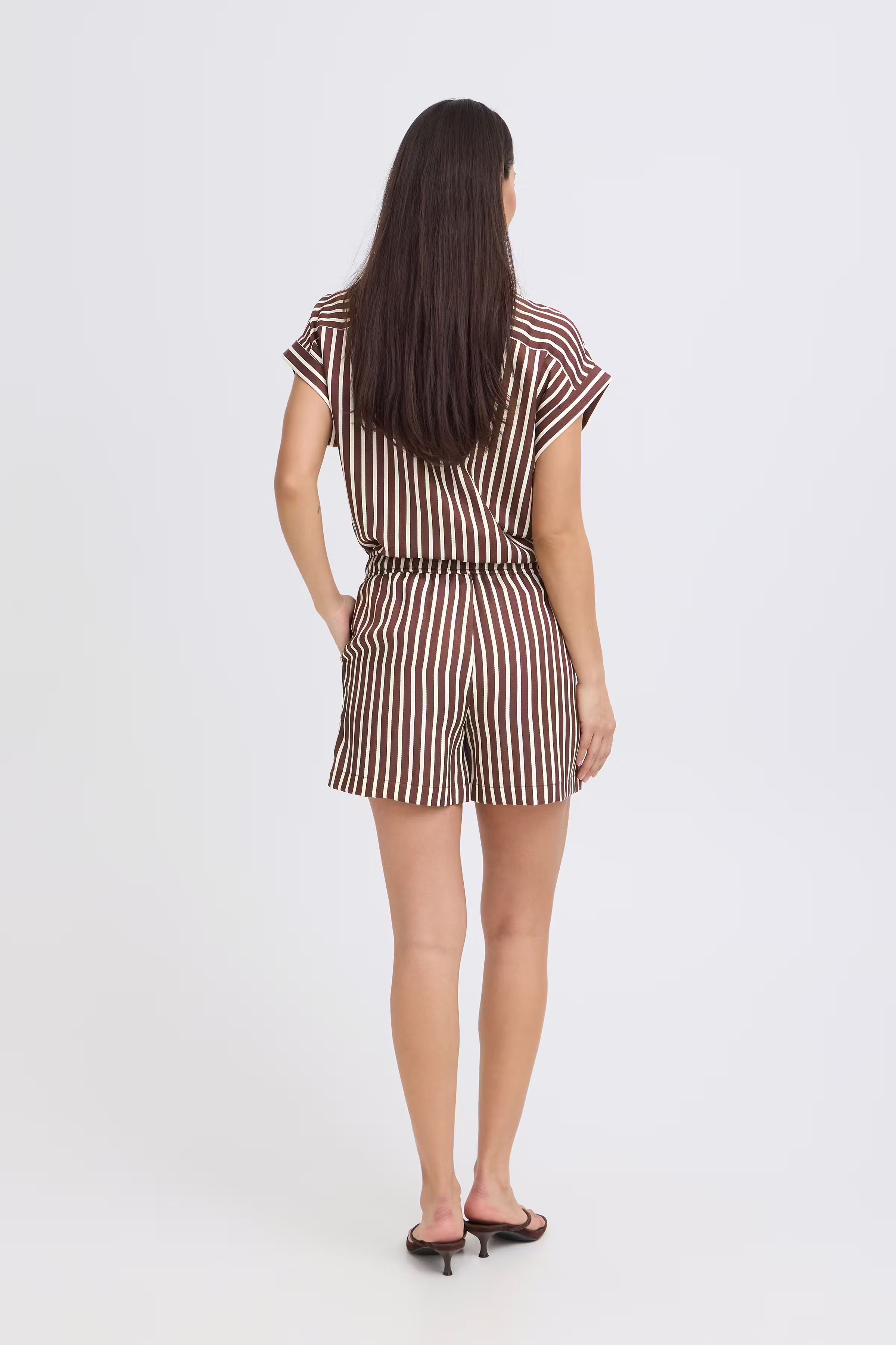 BYEVINO Shorts LOOKBOOK BACK 20818933-900008221