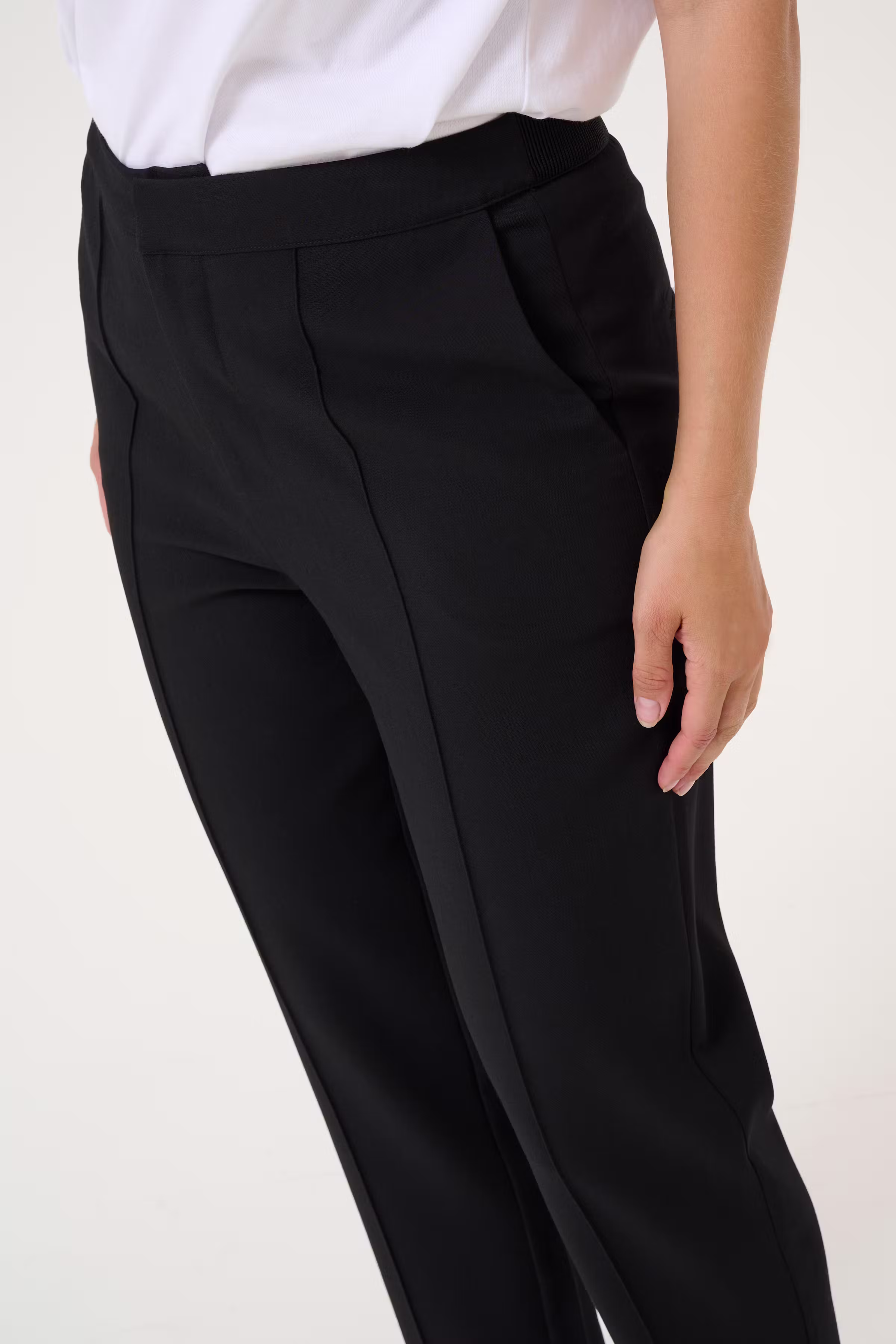 KAhella Bukser LOOKBOOK DETAIL 10509772-100121