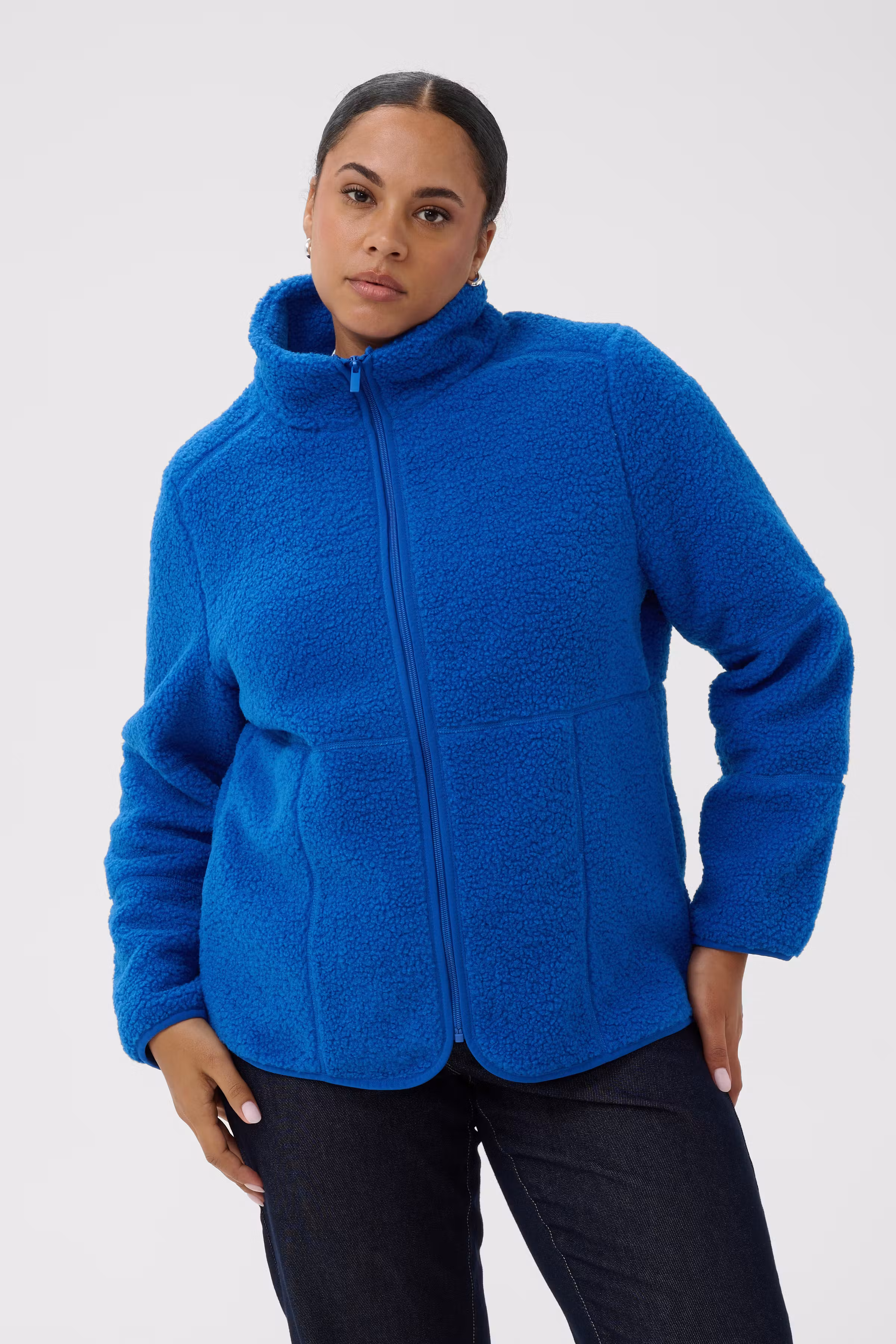 KCcanilla Outerwear LOOKBOOK FRONT 10584946-193952