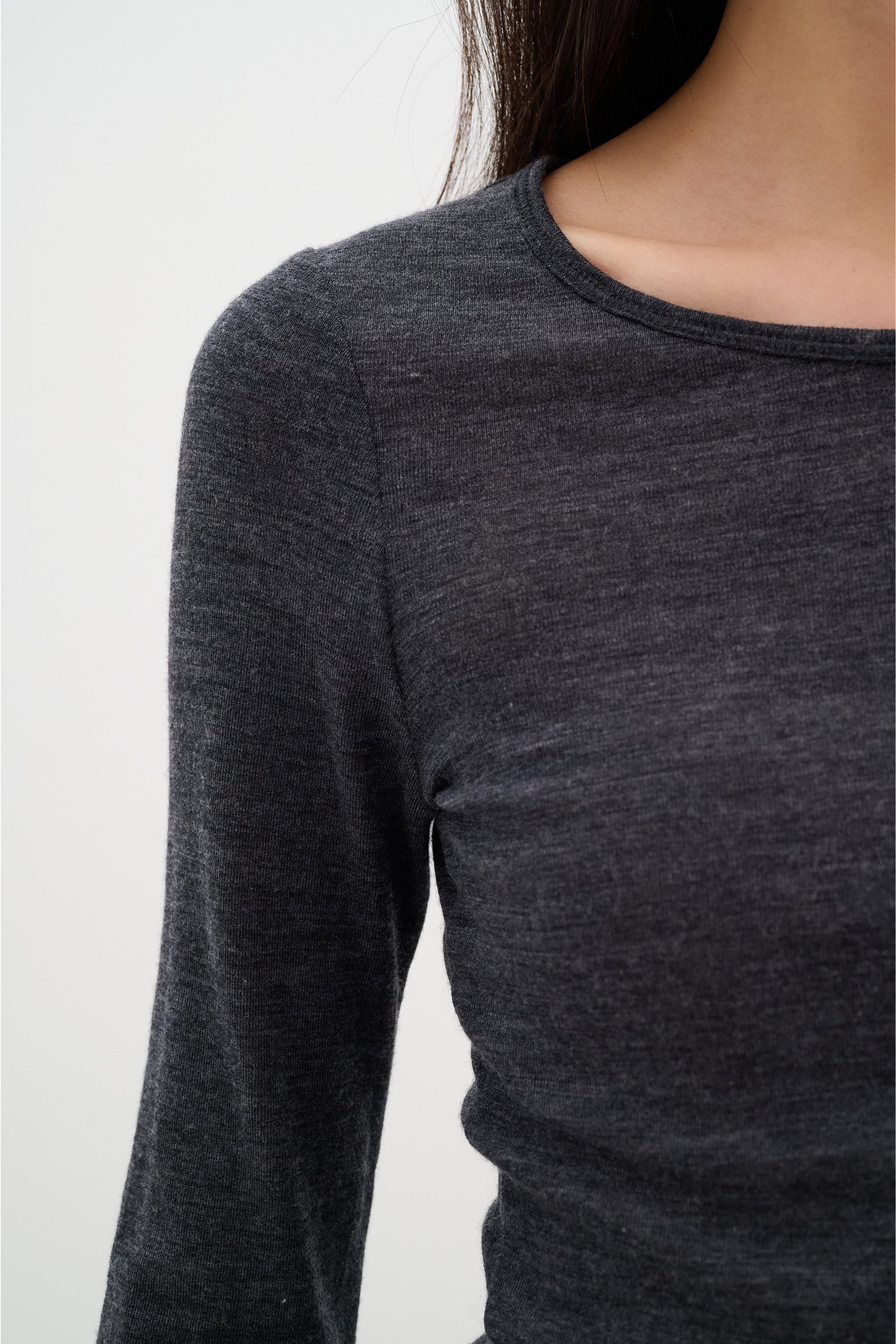 FangIW Wool long sleeved T-shirt LOOKBOOK DETAIL 30106096-1740161