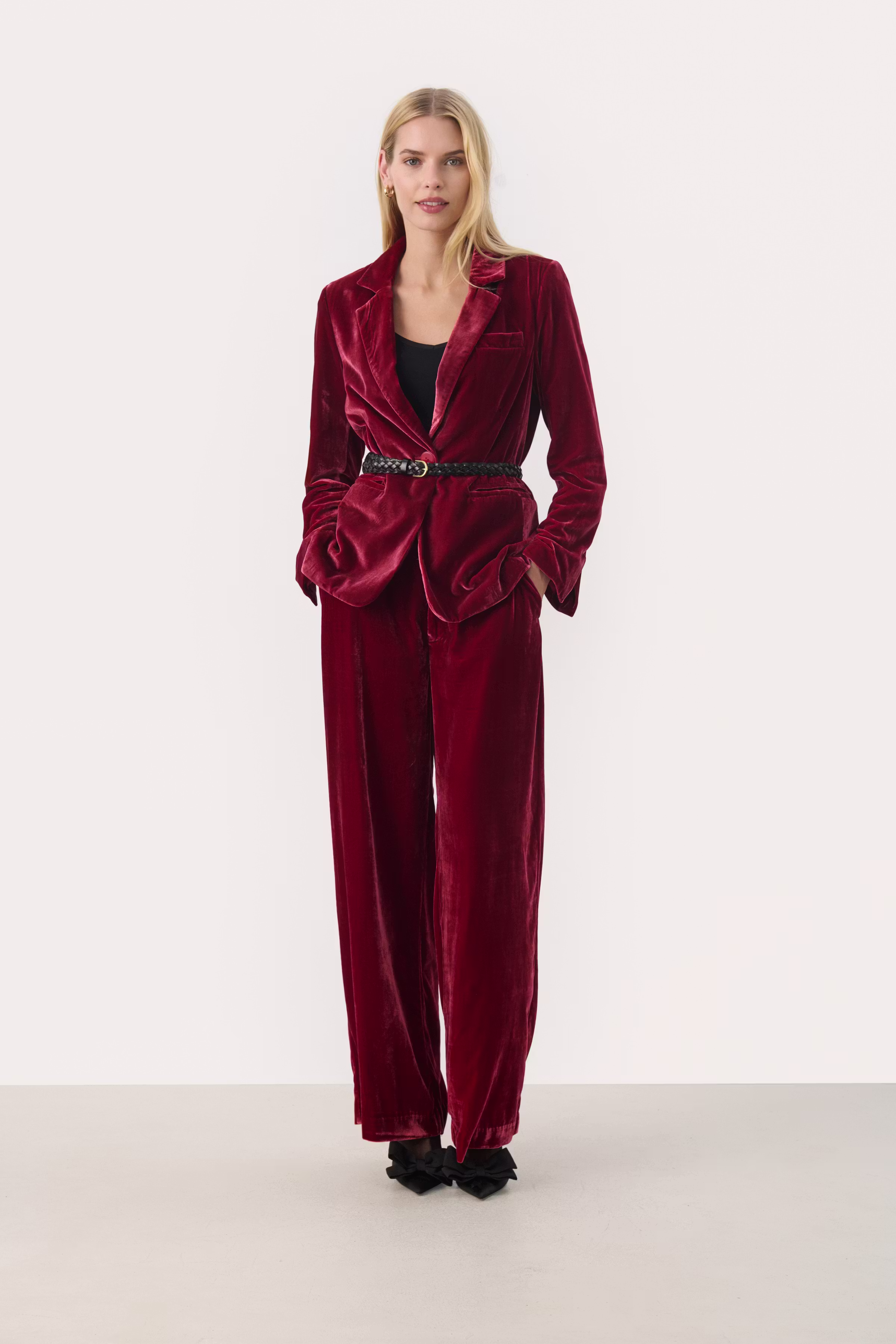 LorettaPW Velour Blazer LOOKBOOK BACK 30308865-191653