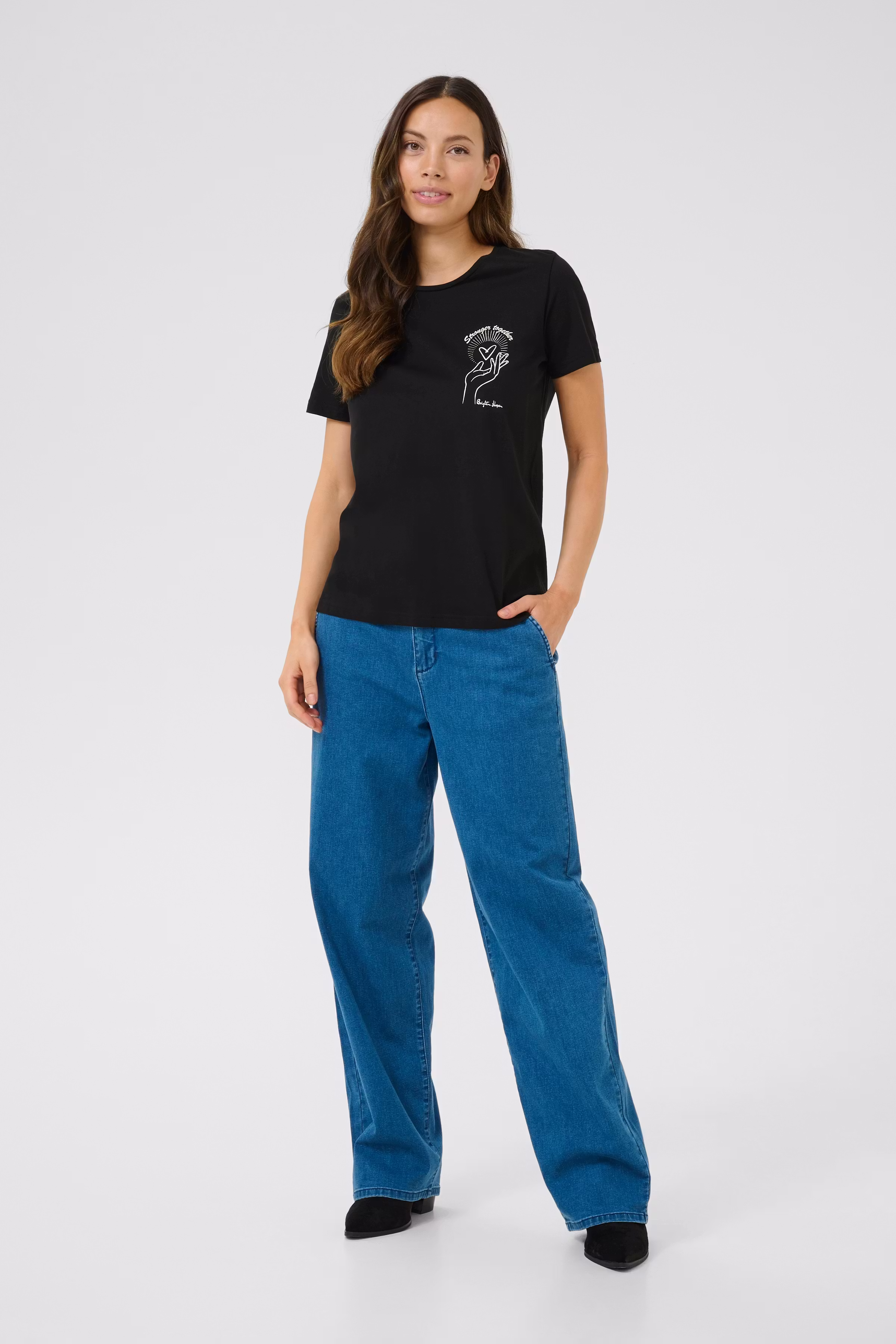 CRUmra T-shirt LOOKBOOK FRONT 10614116-108094