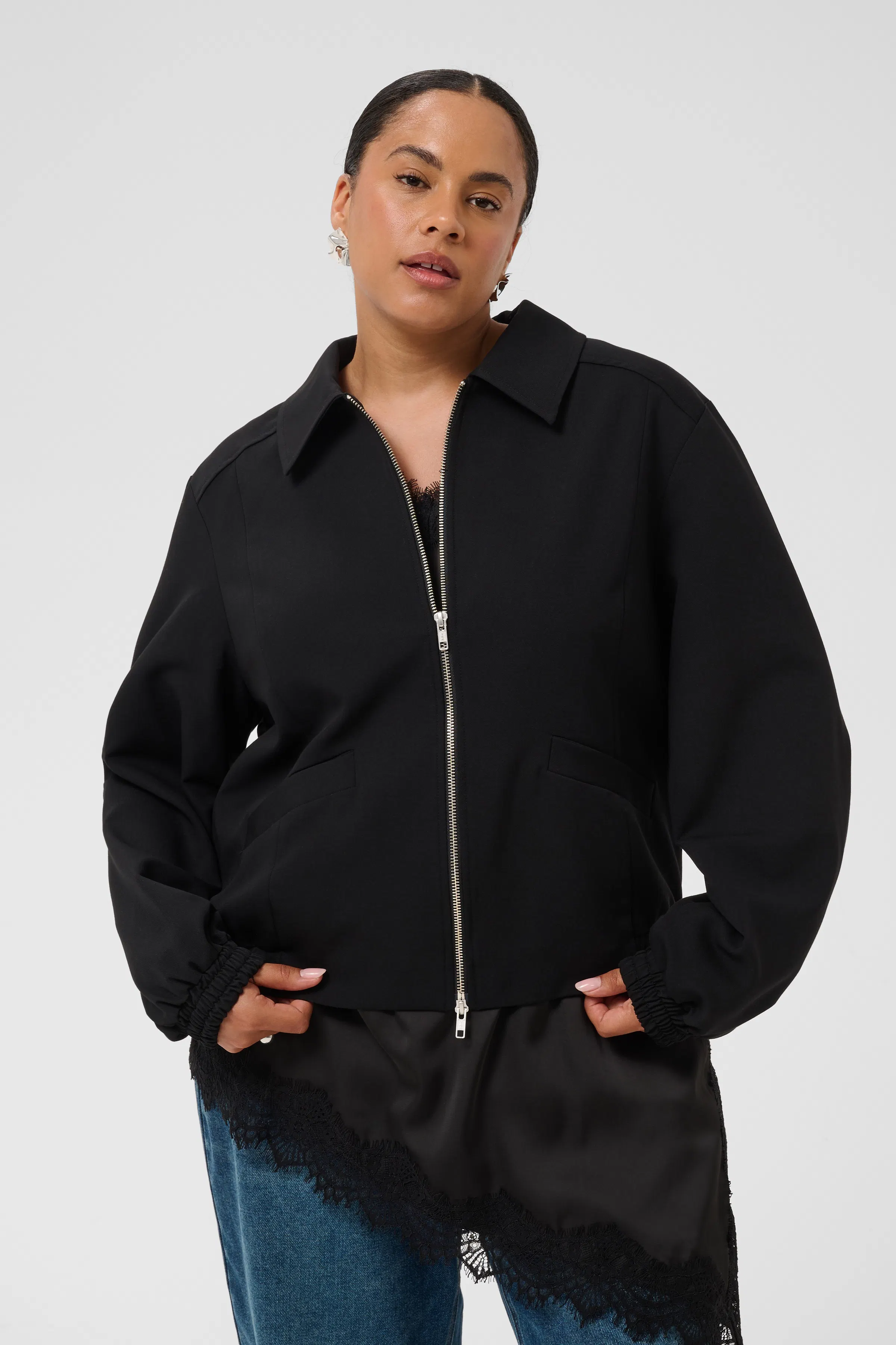 KCsakira Casual Jacke LOOKBOOK FRONT 10584448-100121