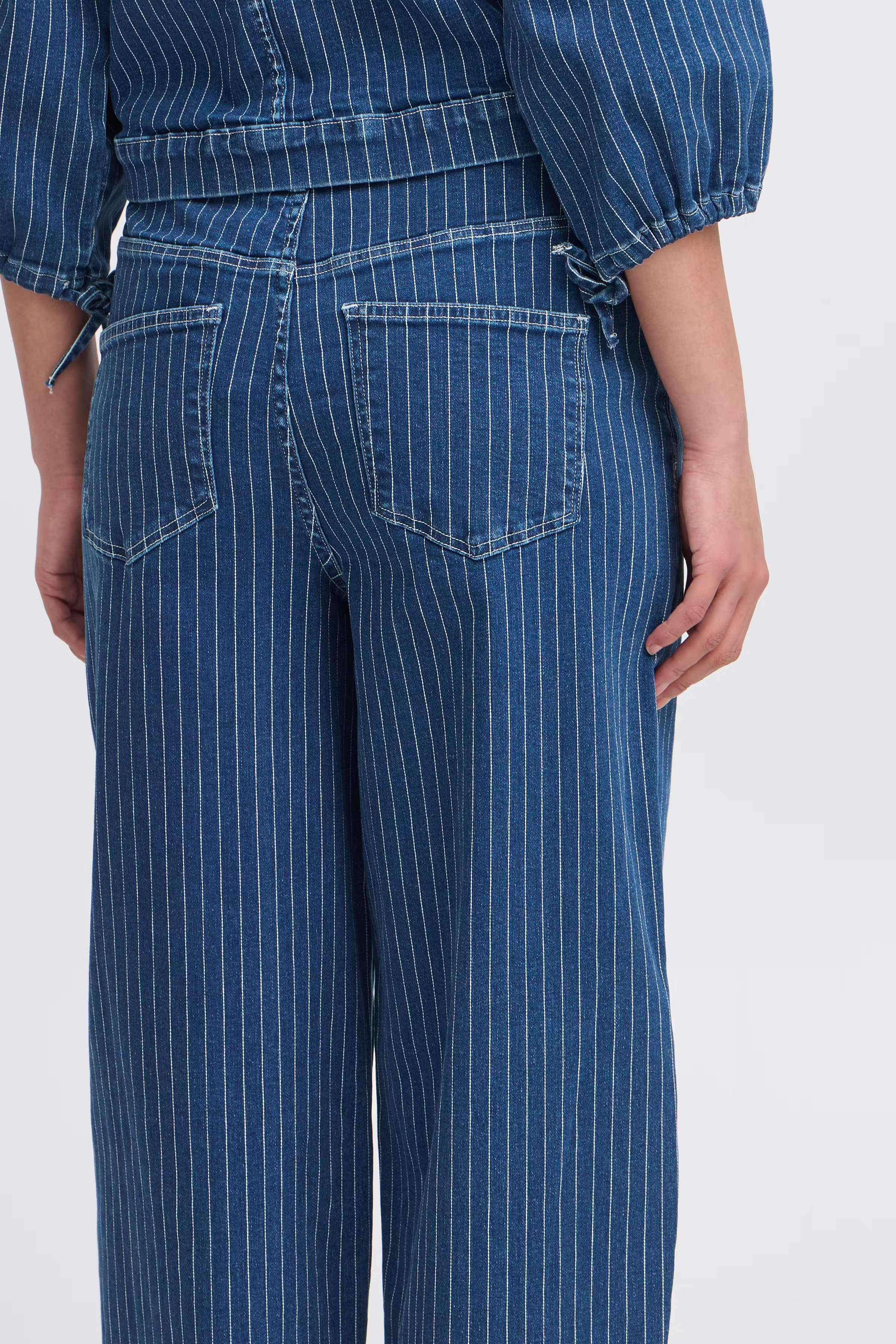 IHCILK Jeans LOOKBOOK DETAIL 20123164-204620