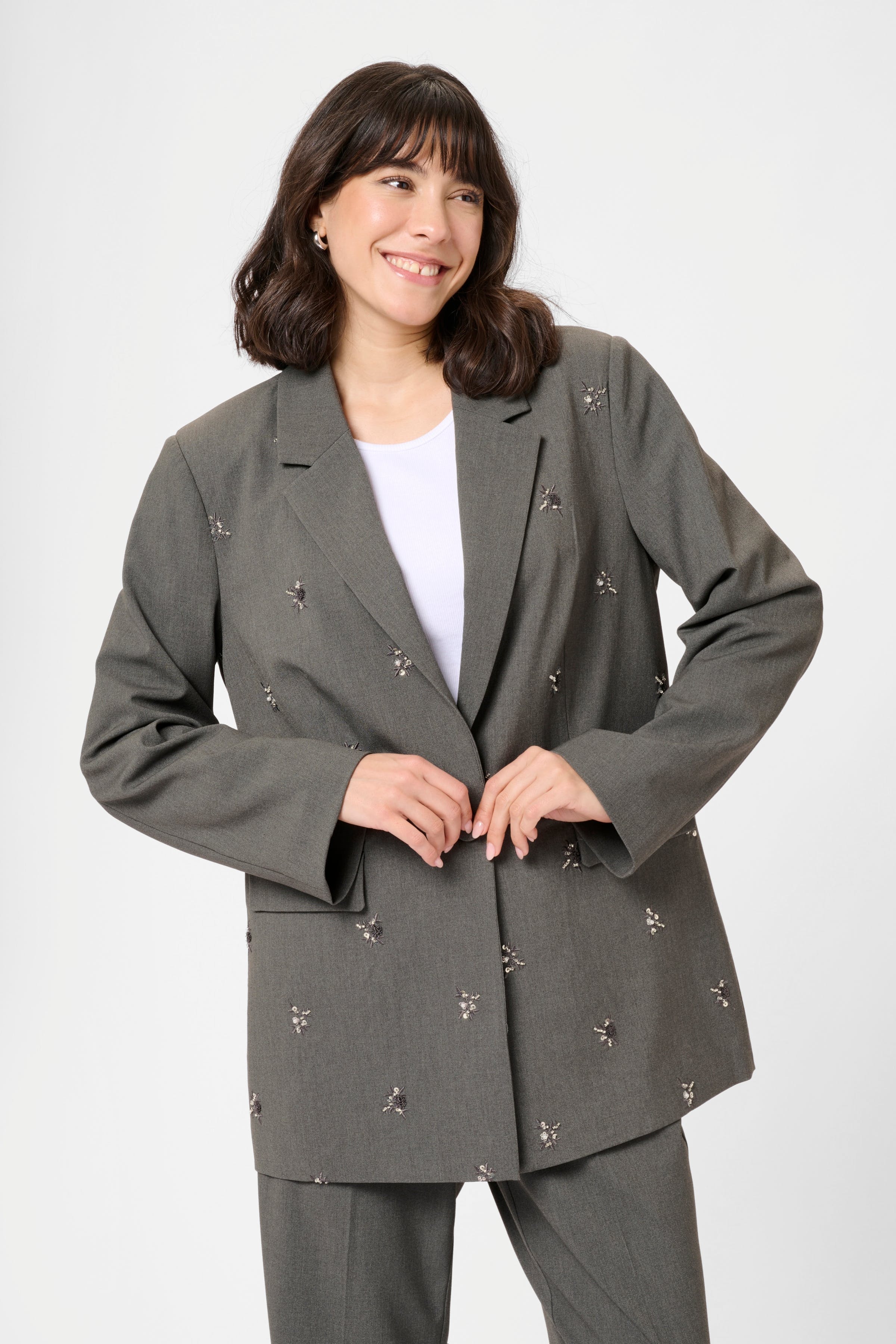 KAollie Blazer LOOKBOOK FRONT 10510943-100123