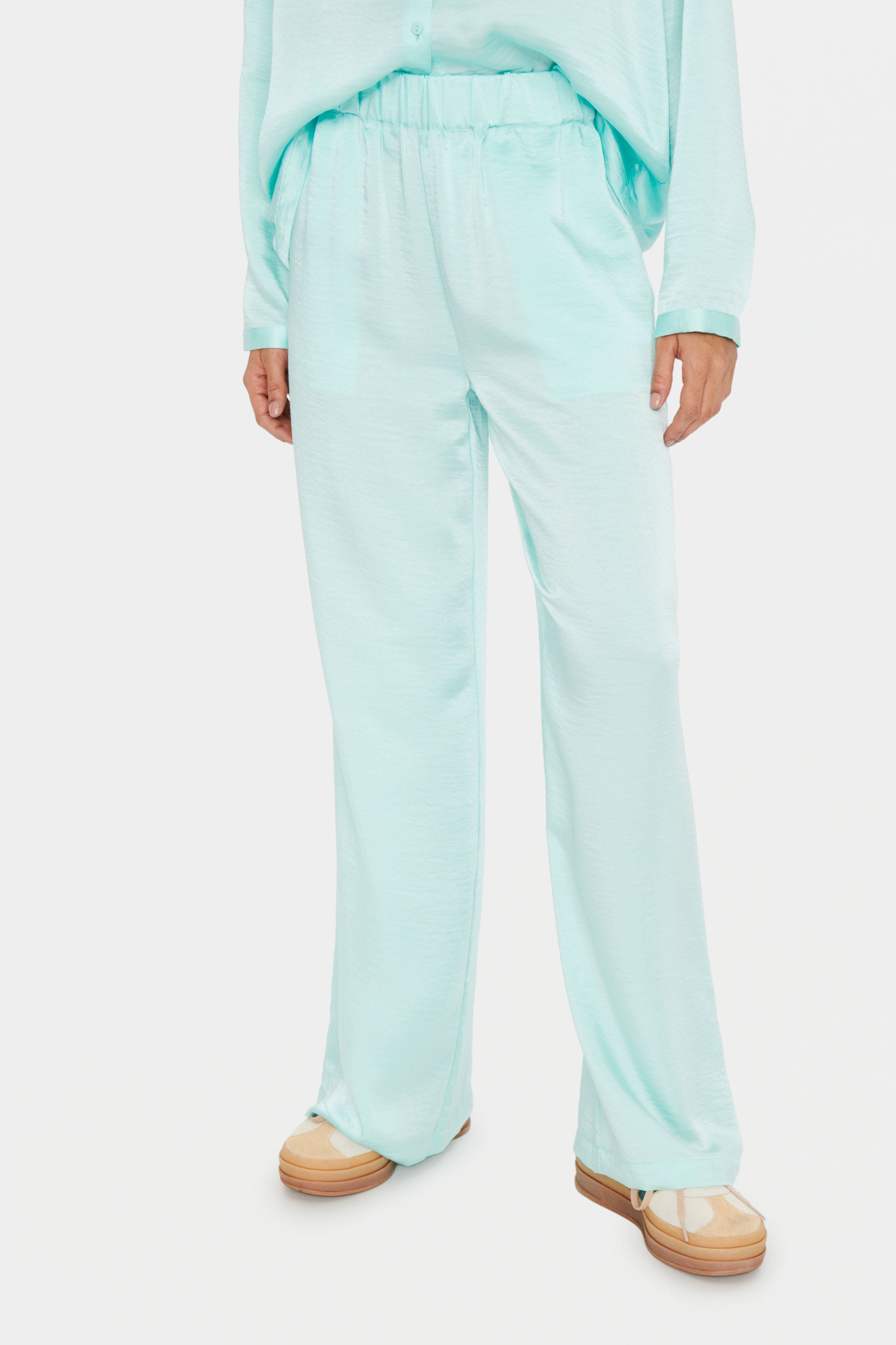 DinneSZ Broek LOOKBOOK FRONT 30513209-135309