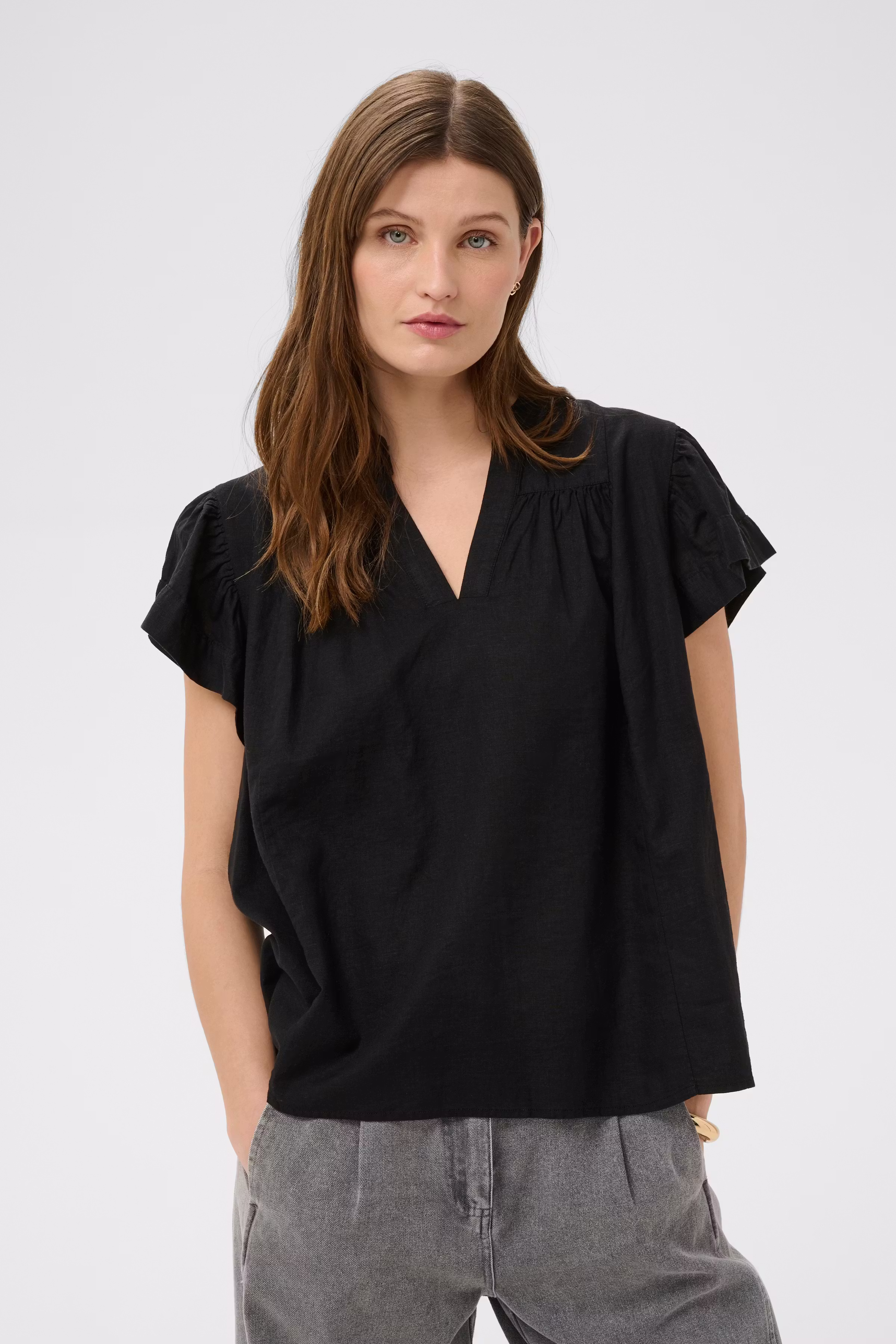 SLAria Blouse LOOKBOOK FRONT 30408976-194008