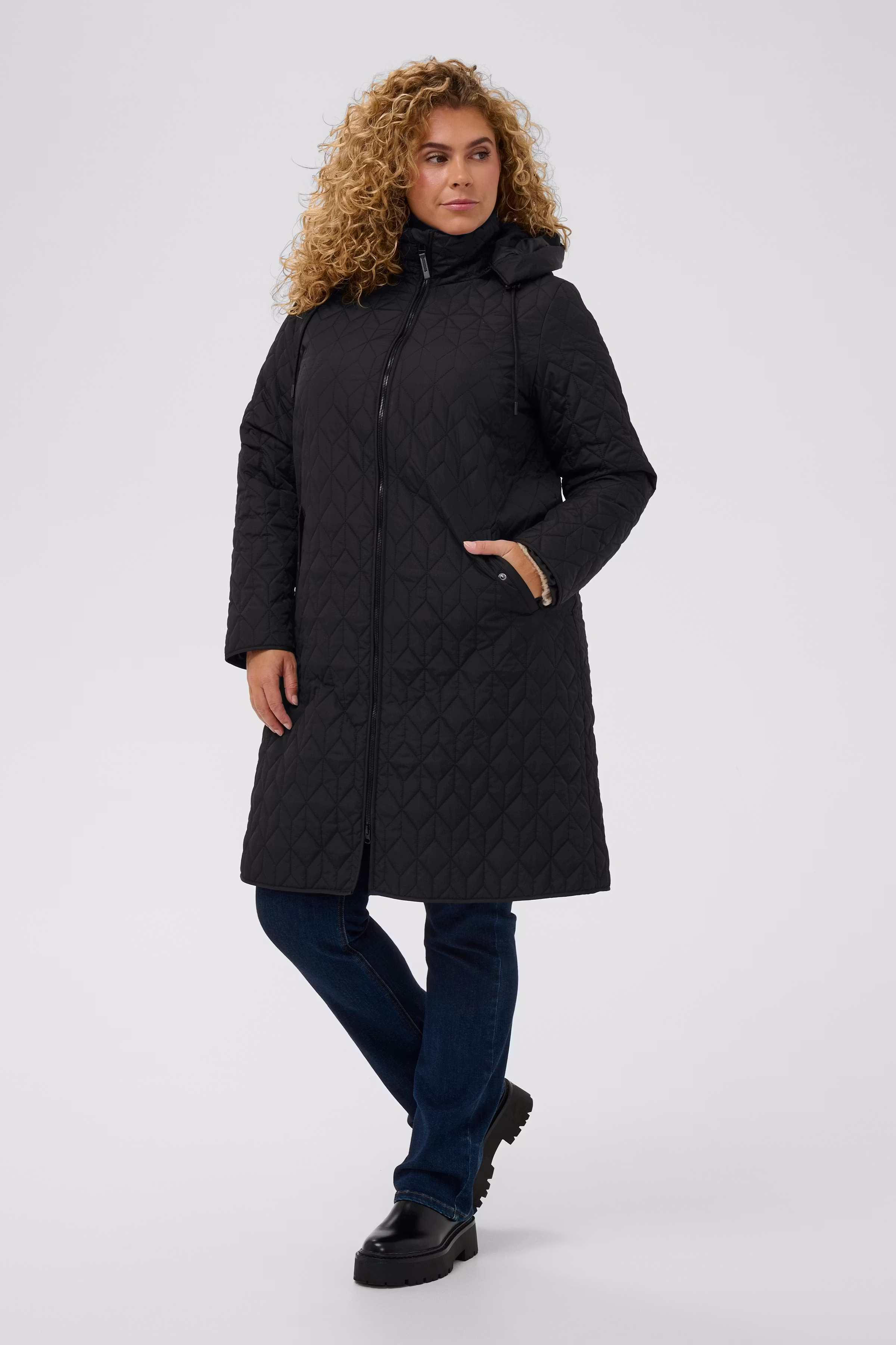 KCleina Ytterplagg LOOKBOOK FRONT 10583971-100121