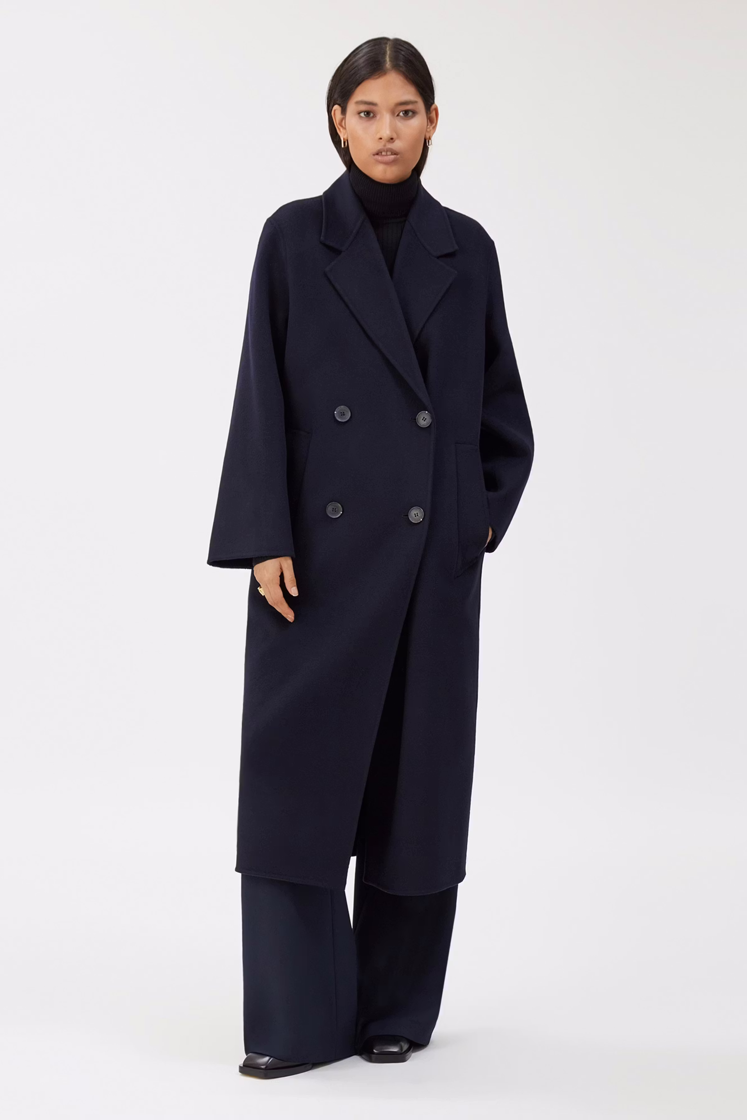 CLARA Coat LOOKBOOK FRONT 30600563-BL899