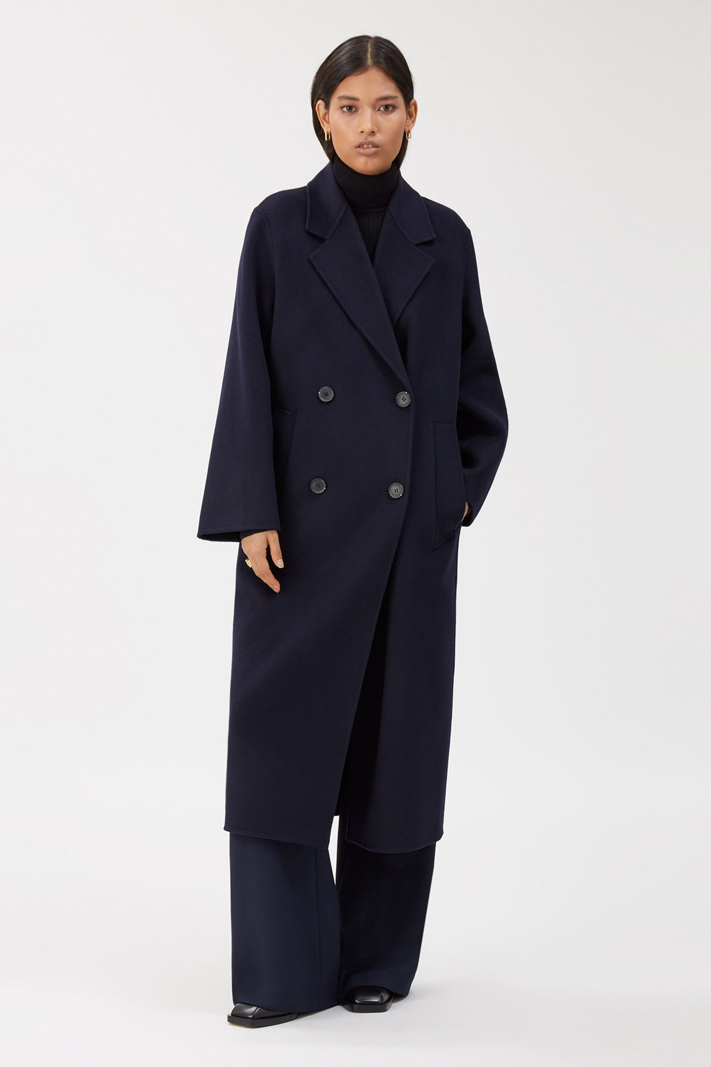 CLARA Coat LOOKBOOK FRONT 30600563-BL899