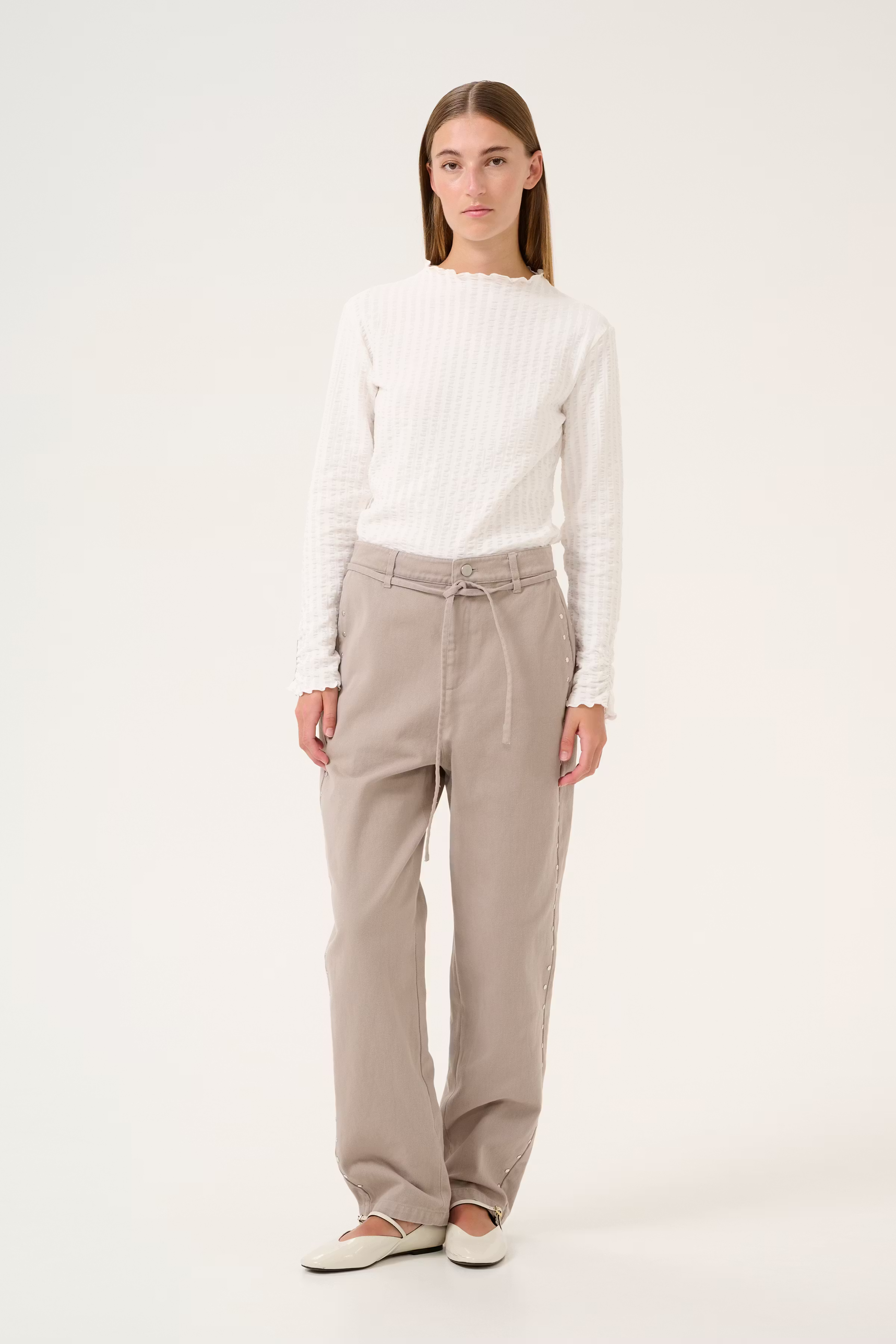 KBSxPlanBørnefondenKB Blusen LOOKBOOK FRONT 10105347-110103