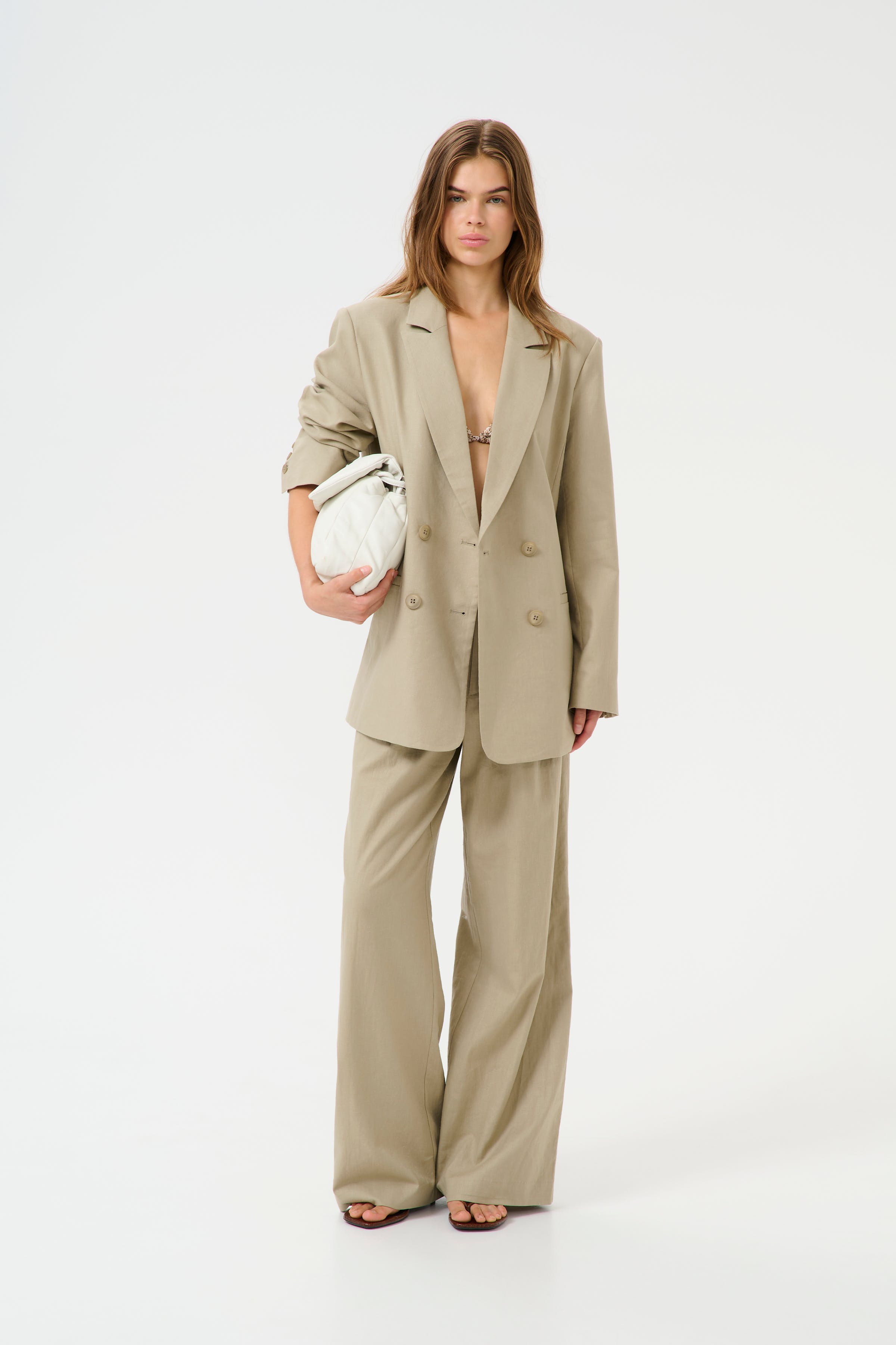 GZizza Linnen Blazer LOOKBOOK FRONT 10910285-170510