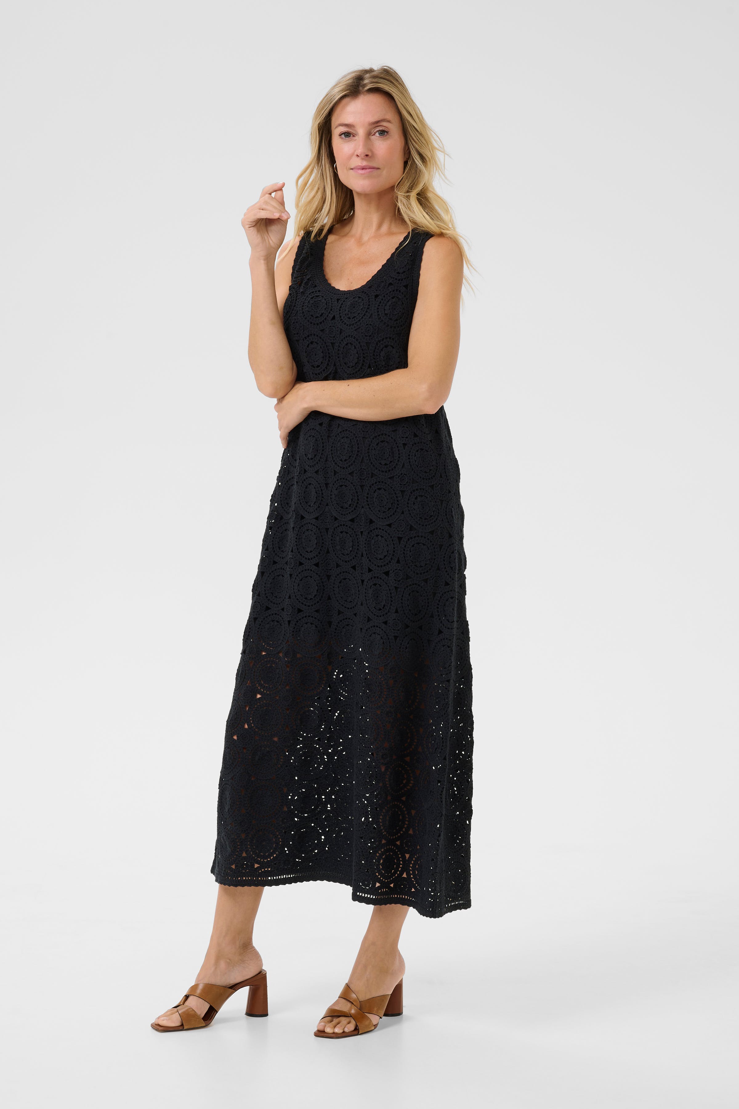 CRRusti Crochet-Kleid LOOKBOOK FRONT 10613728-100120