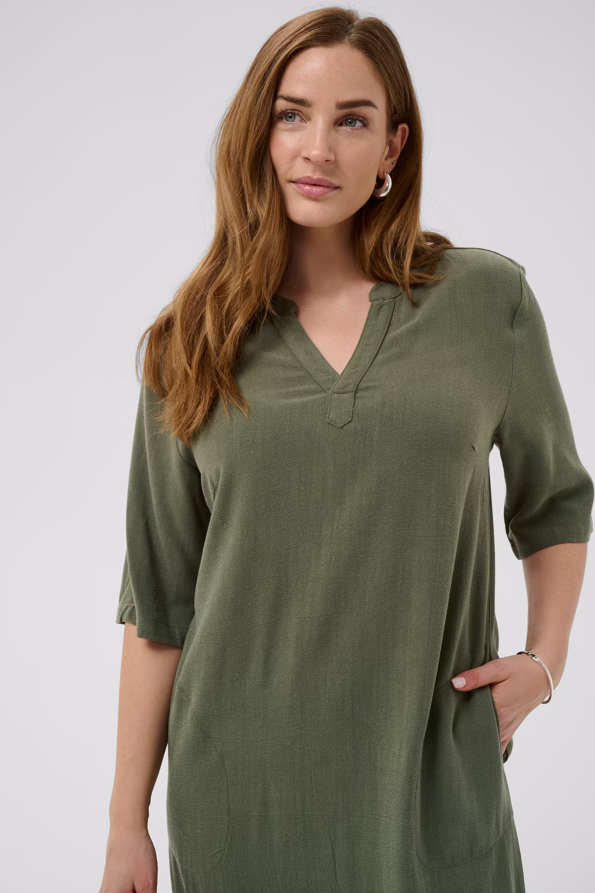 BPhella Dress LOOKBOOK DETAIL 40200105-109199