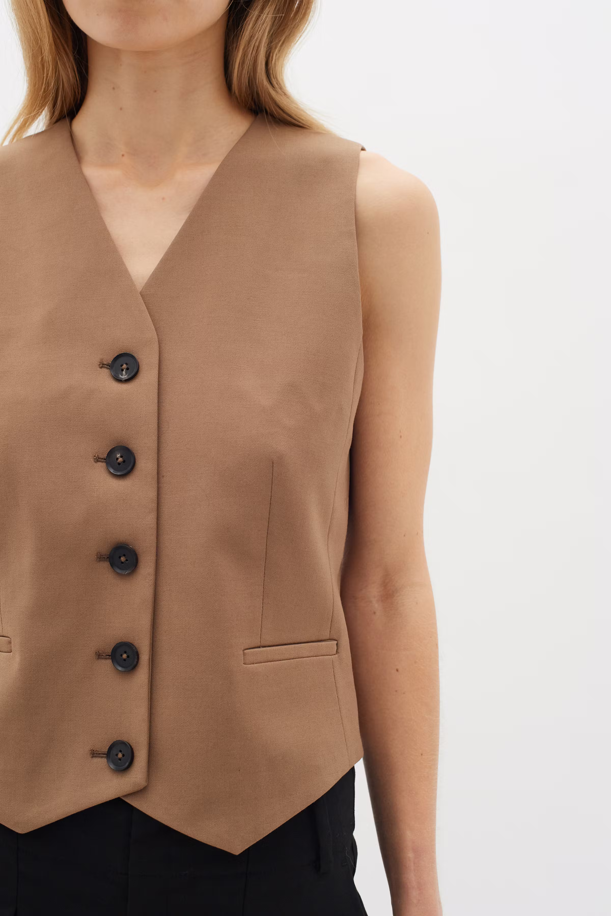 ZaiIW Vest LOOKBOOK DETAIL 30109590-300872