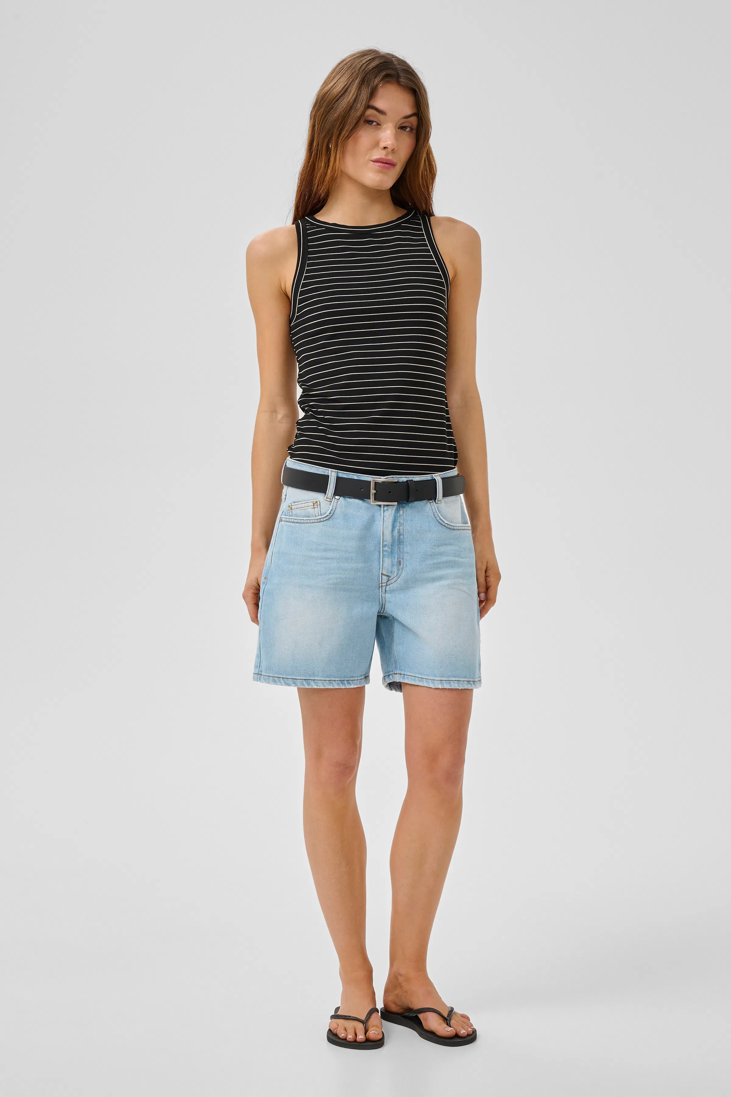 LucyMW Denim shorts LOOKBOOK FRONT 10704295-109491