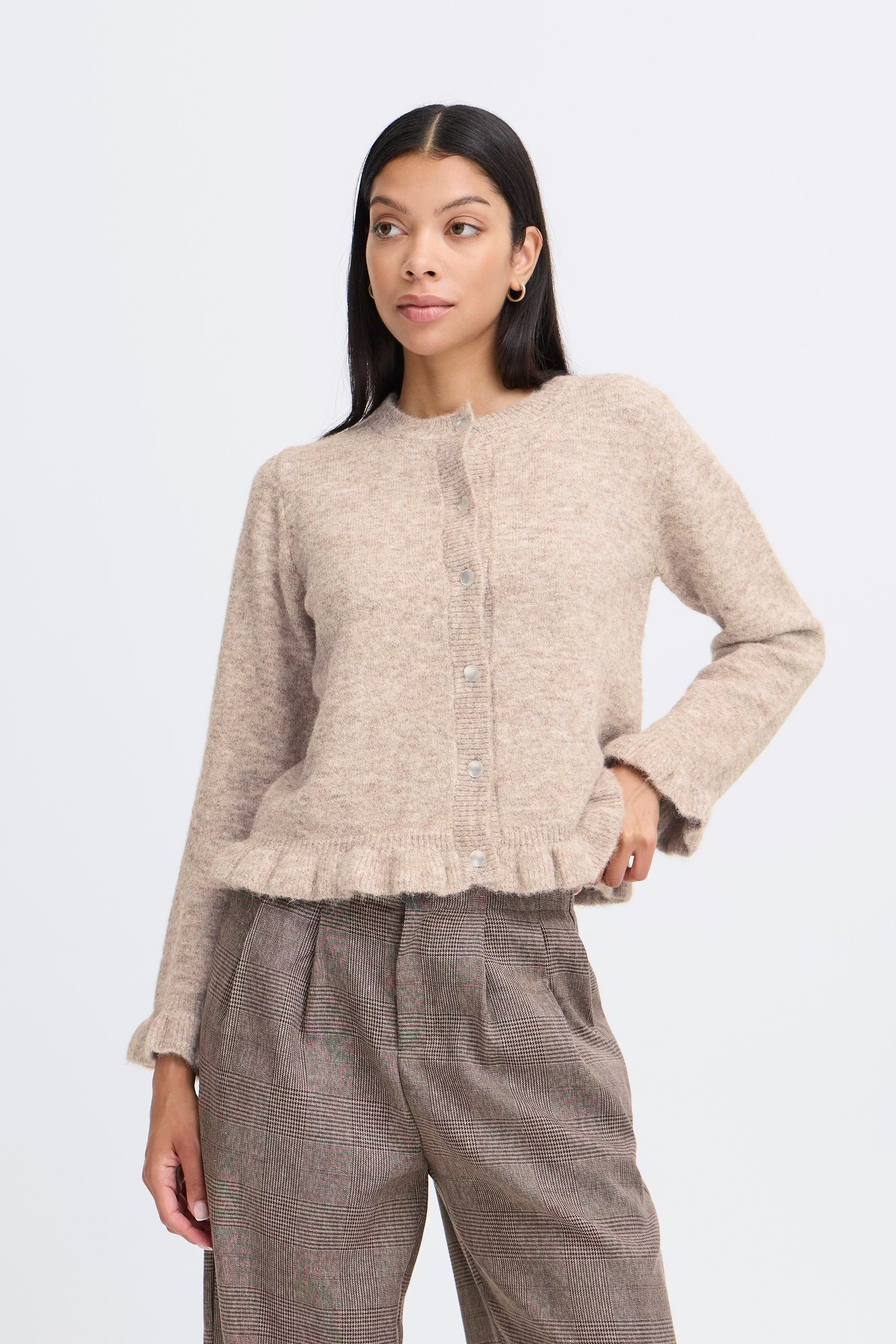 BYXMARCAS Cardigan LOOKBOOK FRONT 20819009-1813141