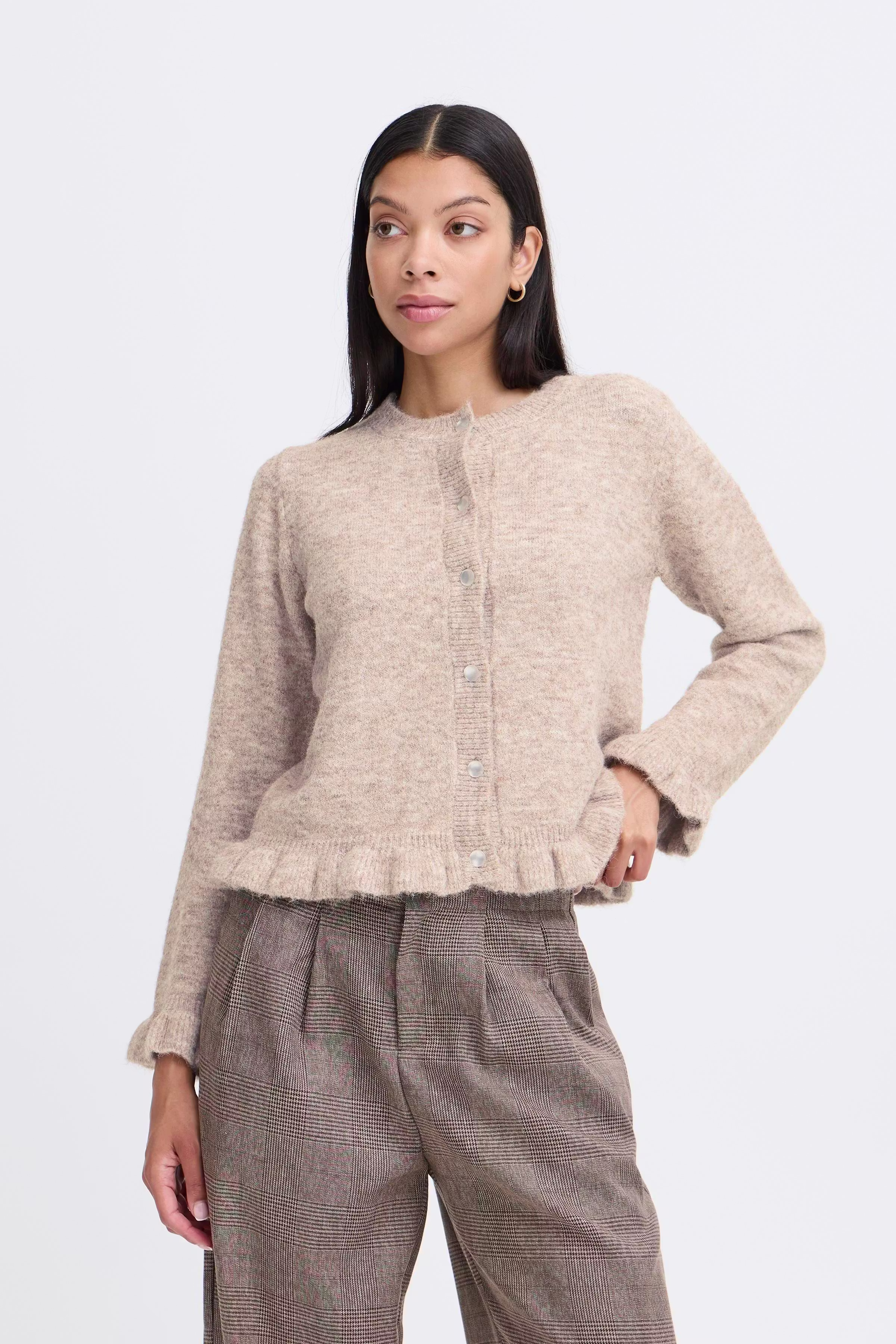 BYXMARCAS Cardigan LOOKBOOK FRONT 20819009-1813141