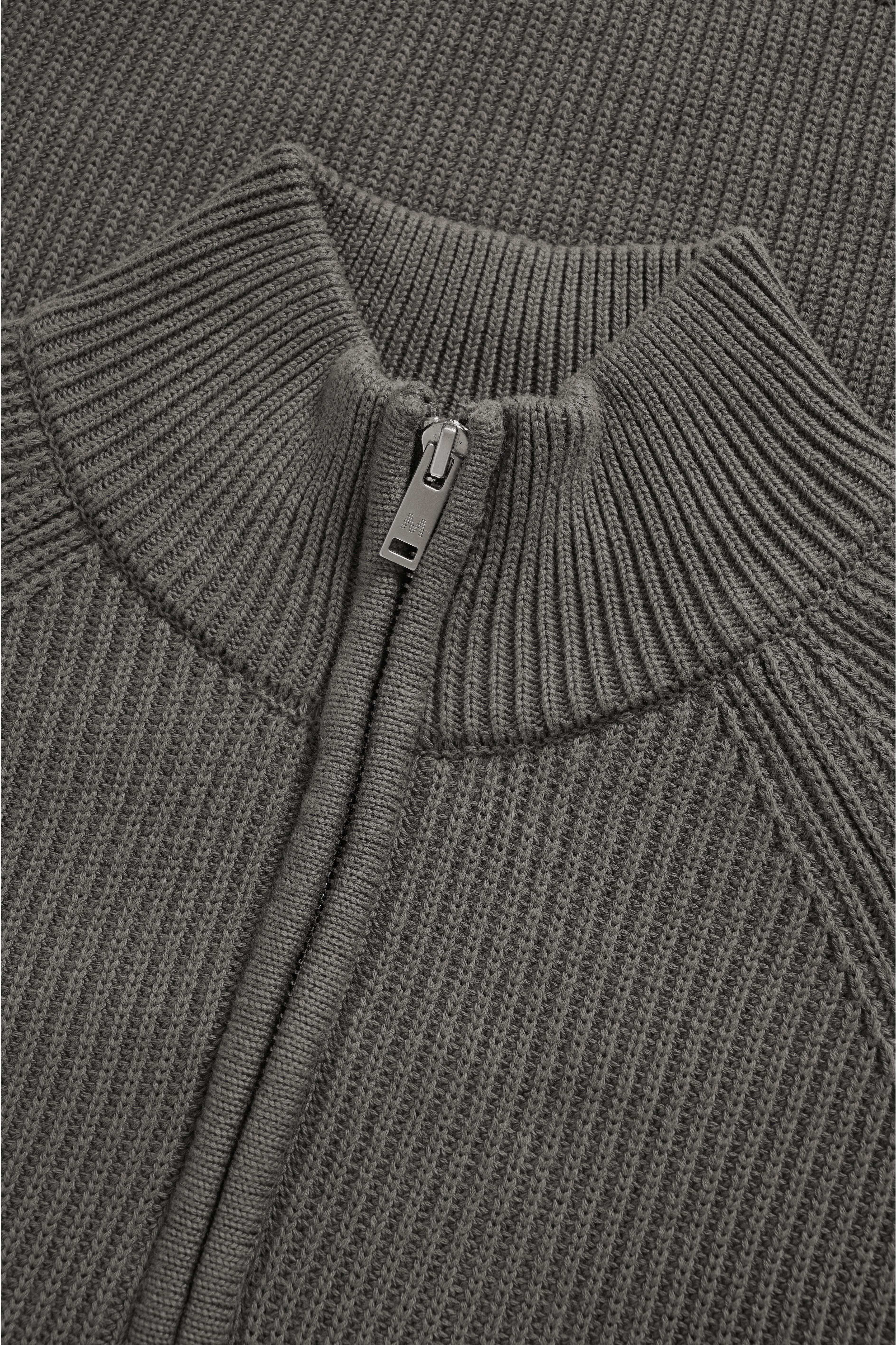 MAhellson Pullover PACK DETAIL 30209400-300271