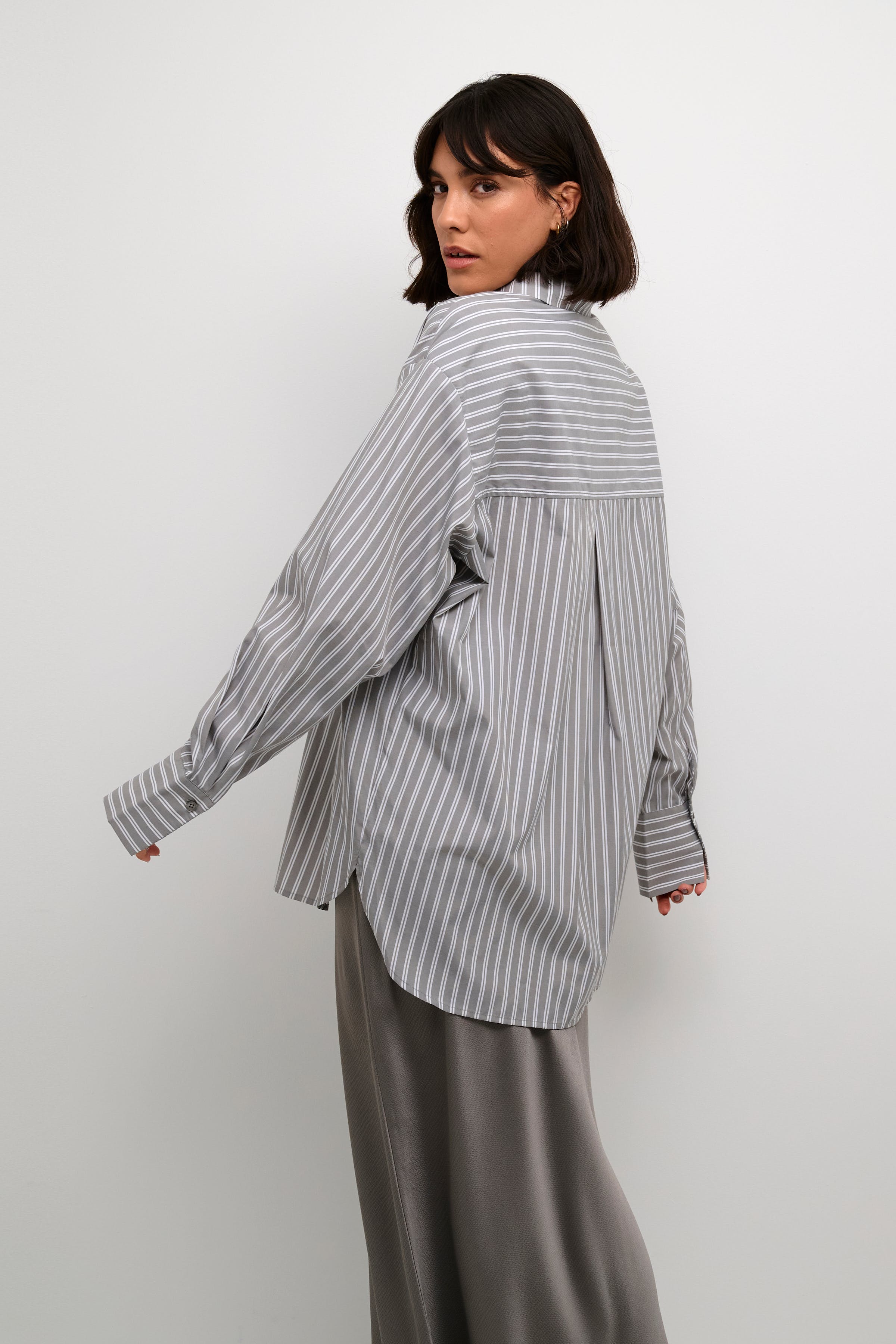 KAmackie Hemd LOOKBOOK BACK 10508855-106132