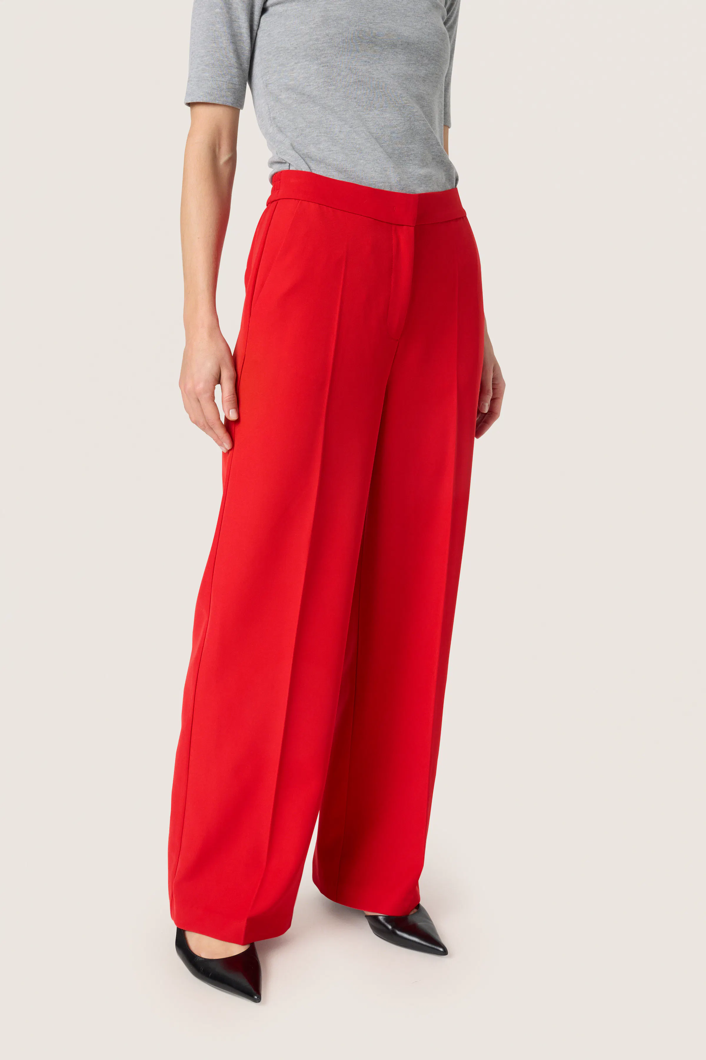 SLCewtona Bukser LOOKBOOK FRONT 30408347-181657