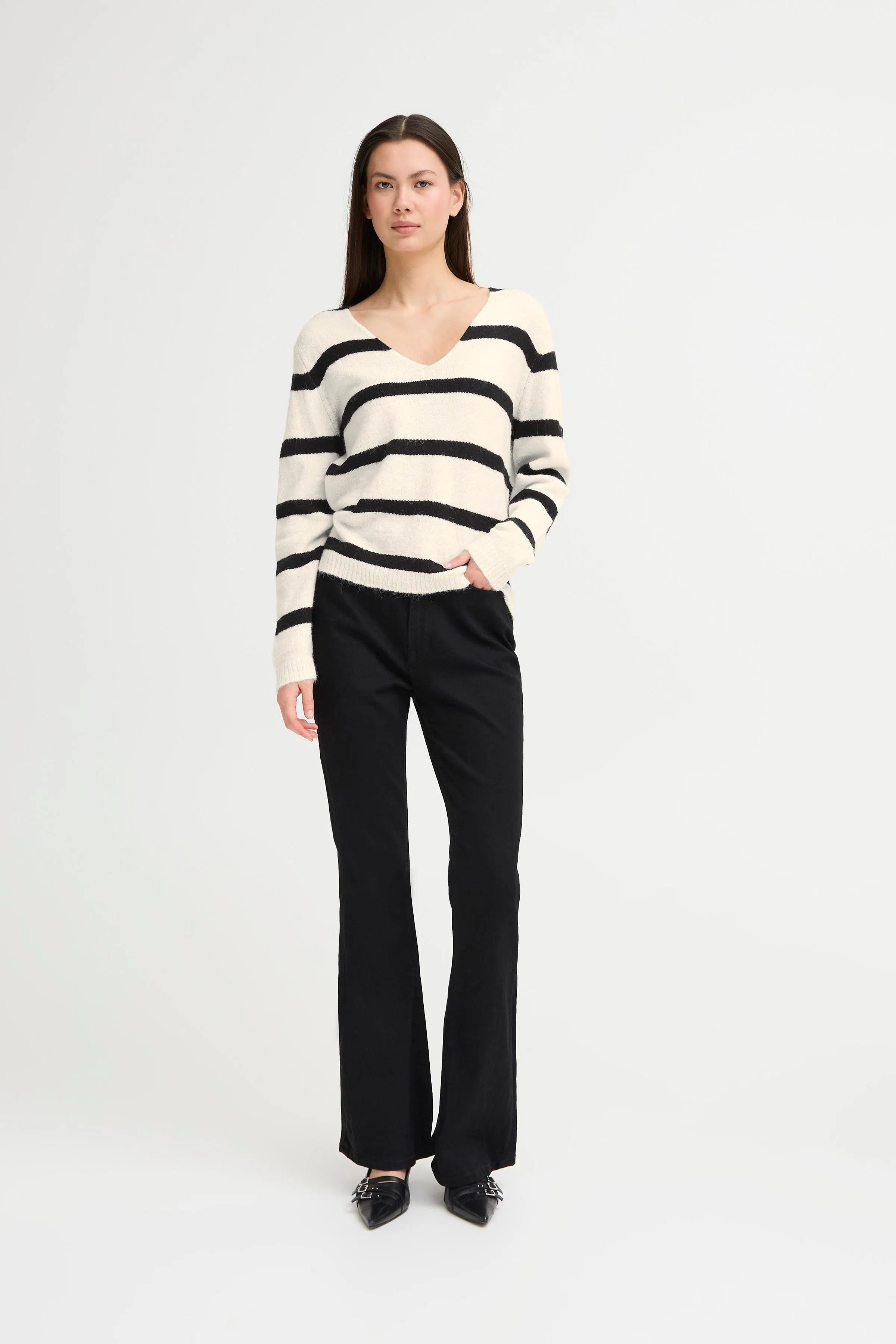 IHKAMARA Pullover LOOKBOOK FRONT 20124162-900000356
