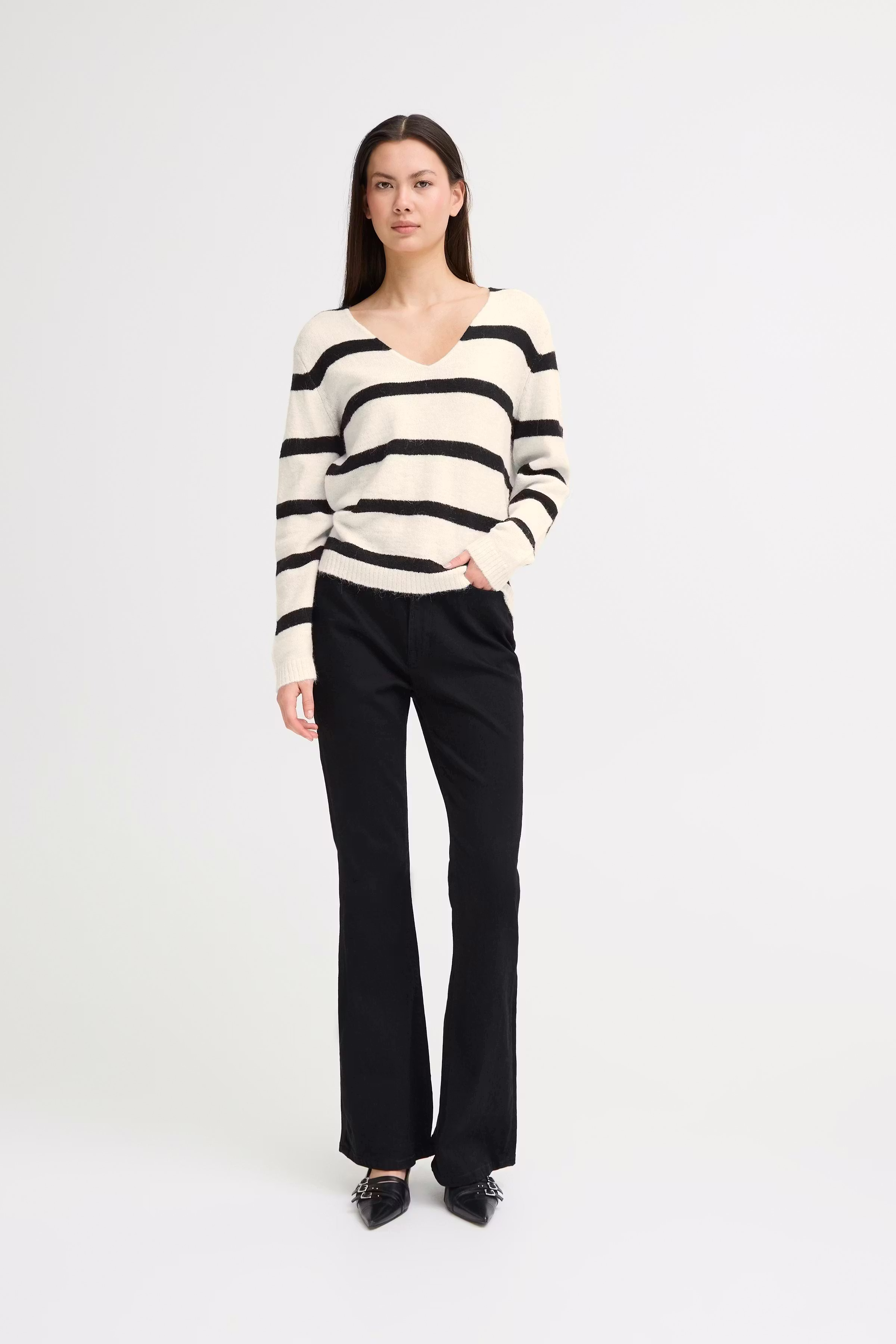 IHKAMARA Pullover LOOKBOOK FRONT 20124162-900000356