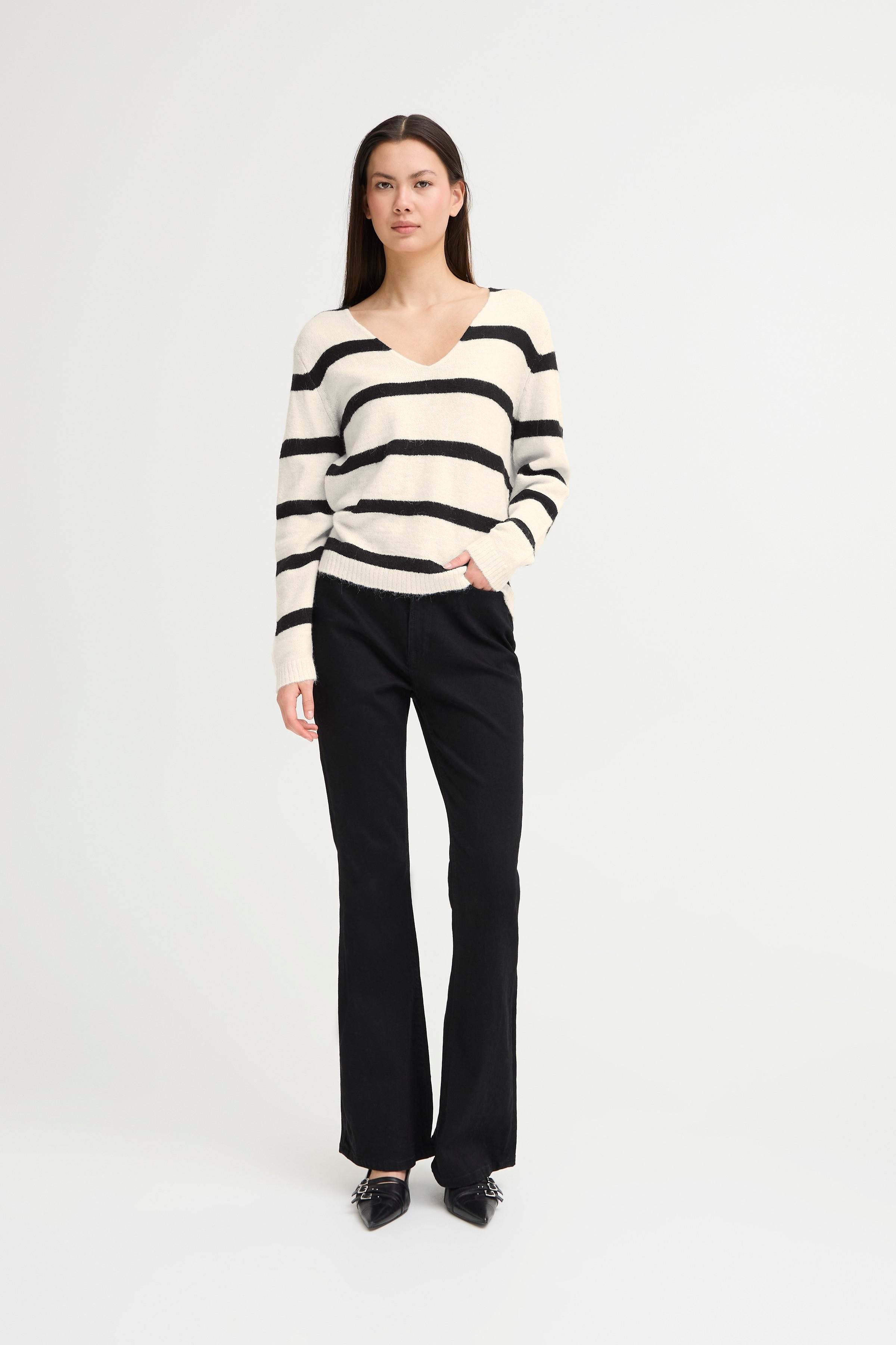 IHKAMARA Pullover LOOKBOOK FRONT 20124162-900000356